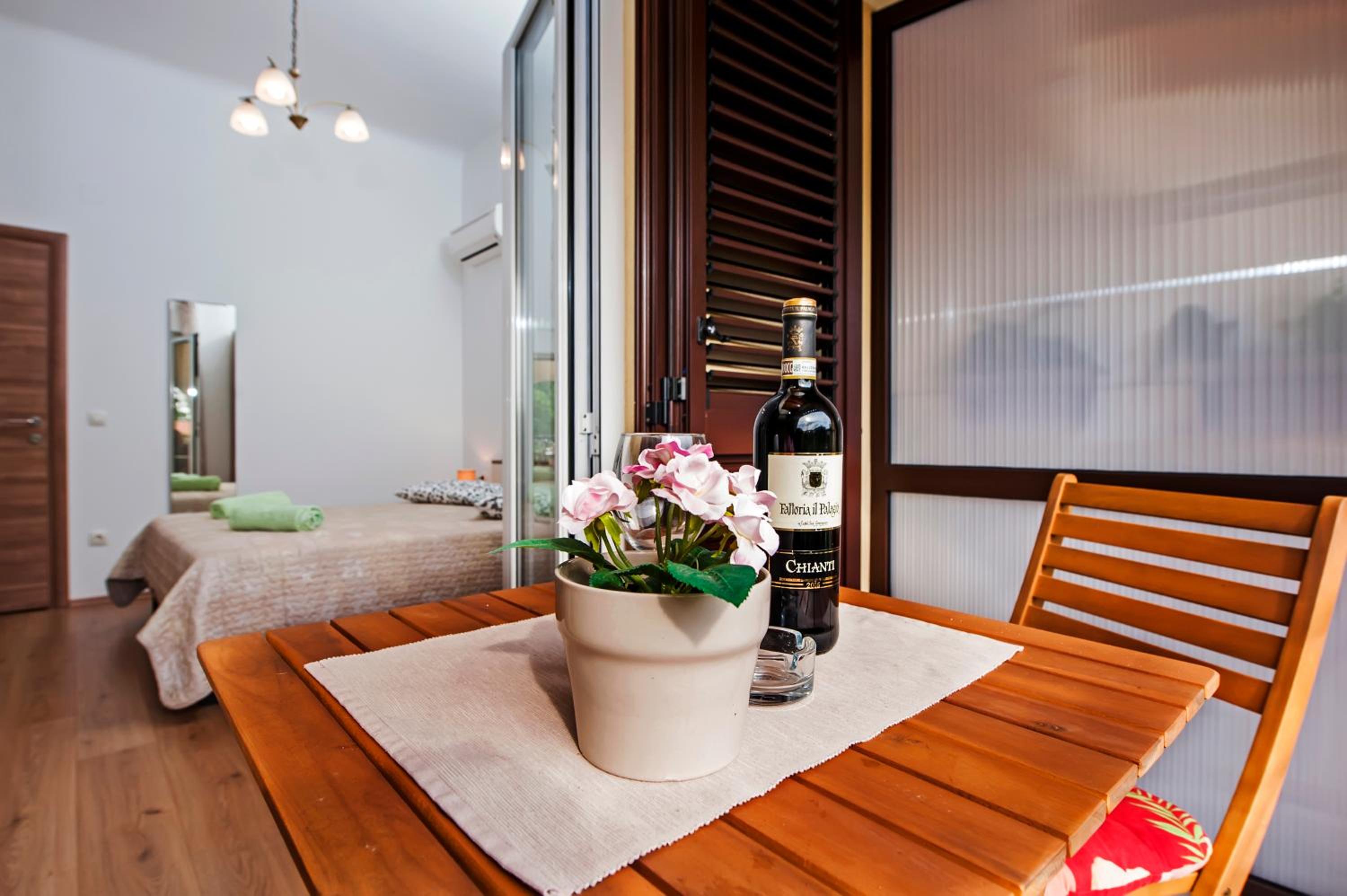 Apartments & Rooms Chiara view 2