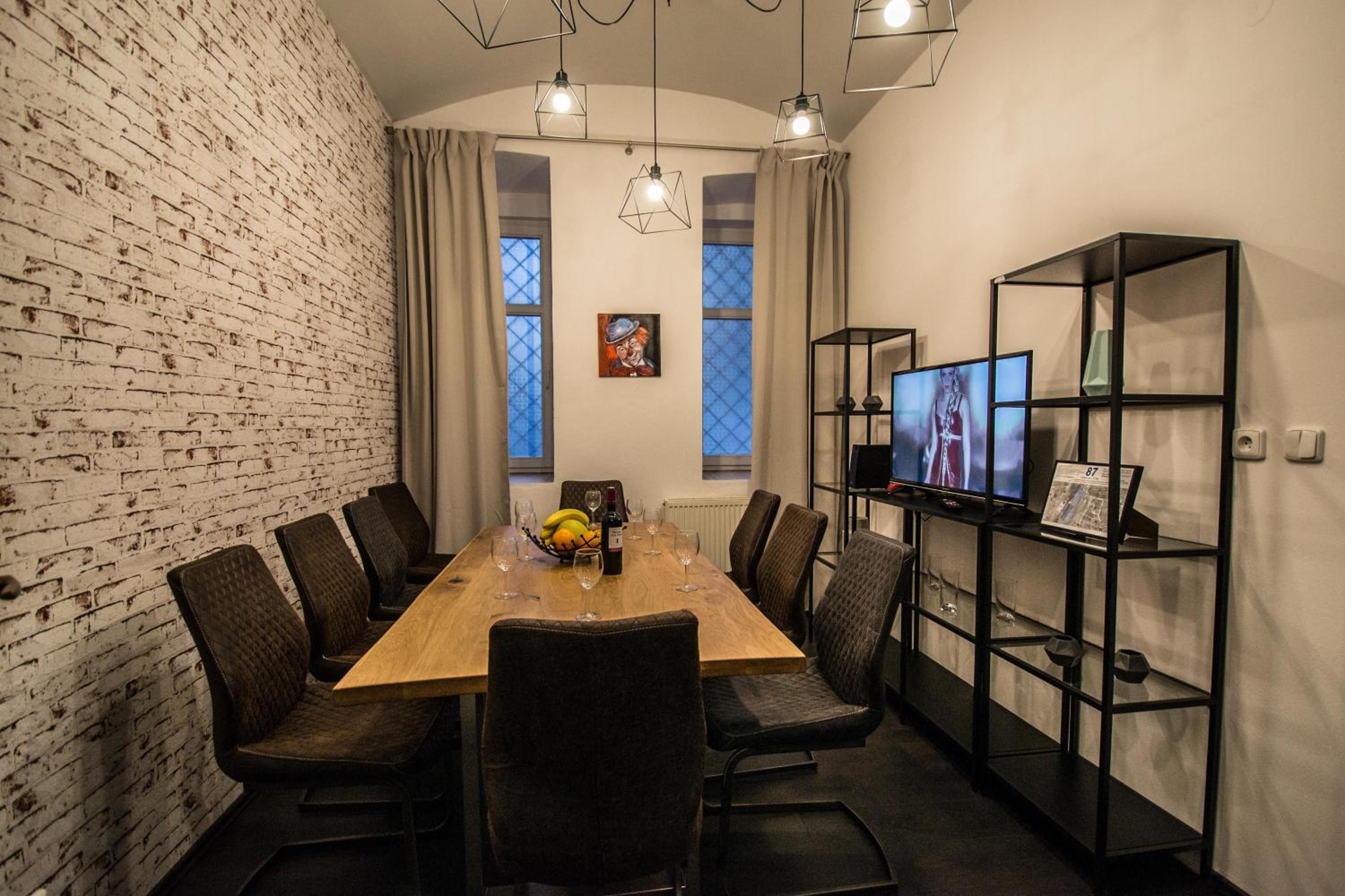 meeting & event spaces
