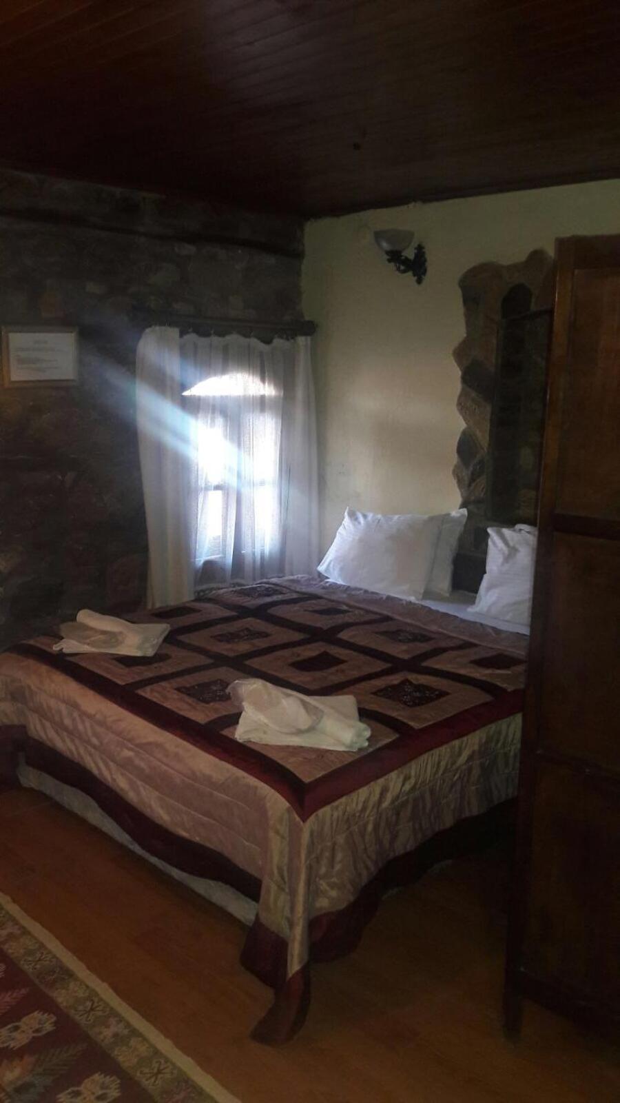 Otel Yorgo Seferis