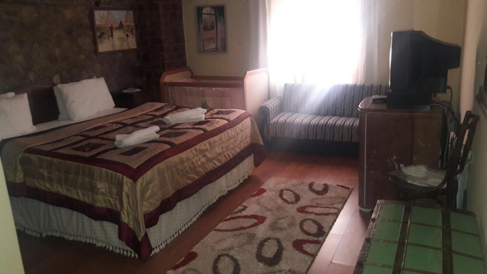 Otel Yorgo Seferis