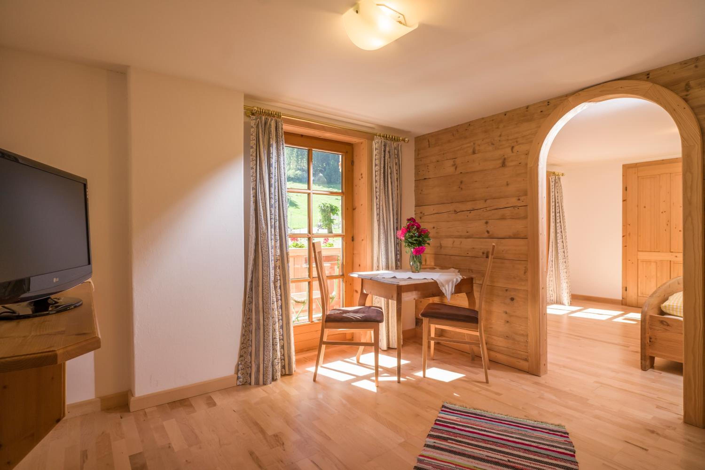 Ferienwohnungen-Gästehaus Altginzling