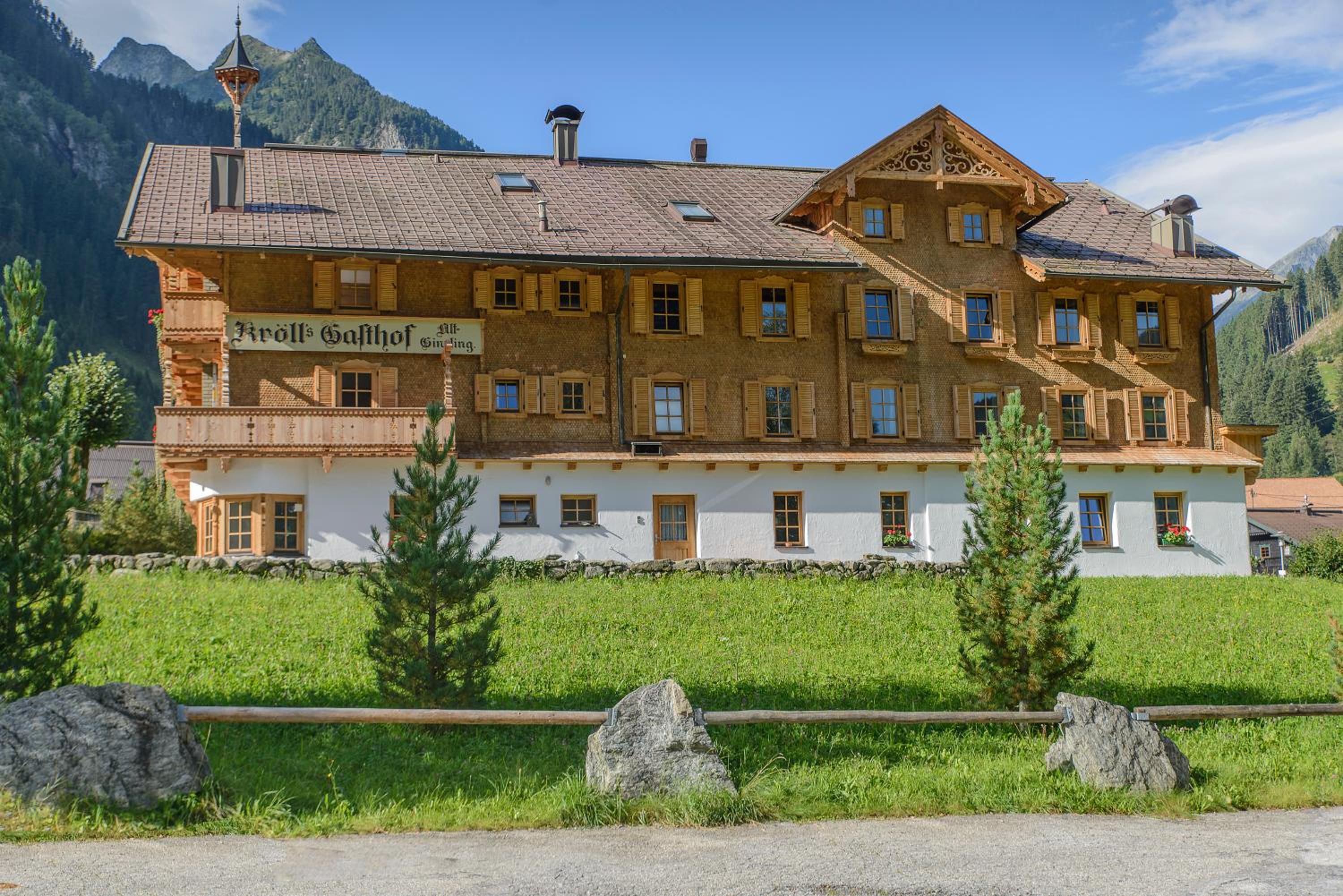 Ferienwohnungen-Gästehaus Altginzling