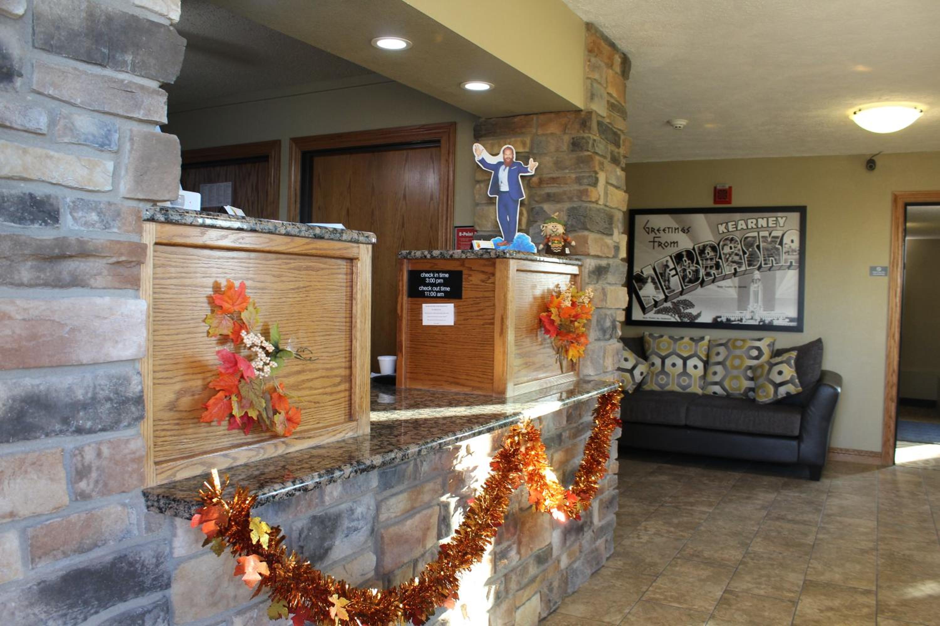 Kearney Vacations - Super 8 by Wyndham Kearney - Property Image 6