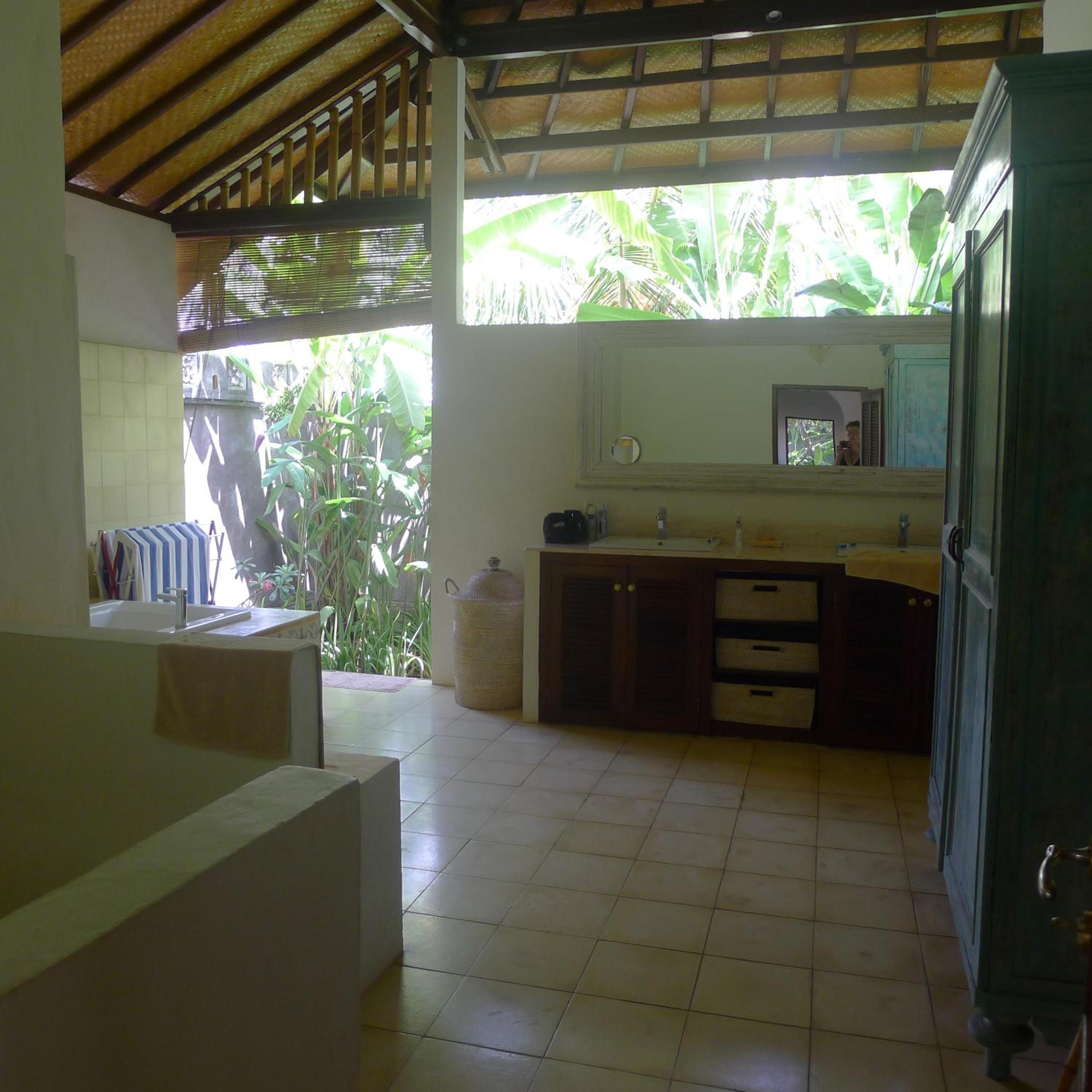 Photo 43