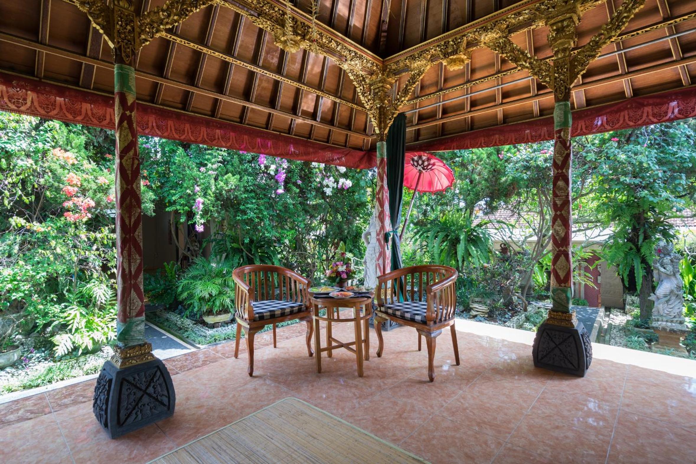 Nuaja Balinese Guest House