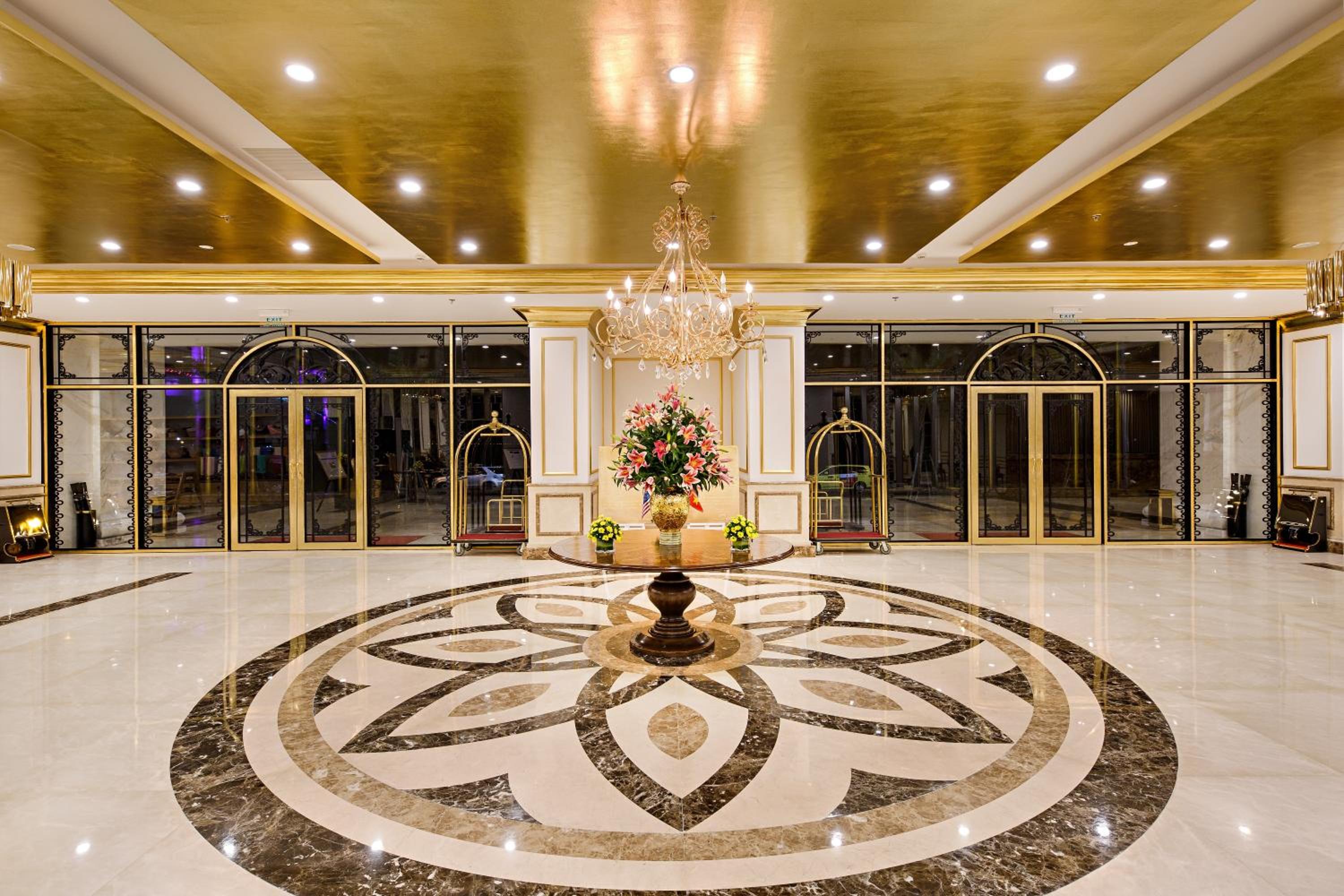 Wyndham Danang Golden Bay 180
