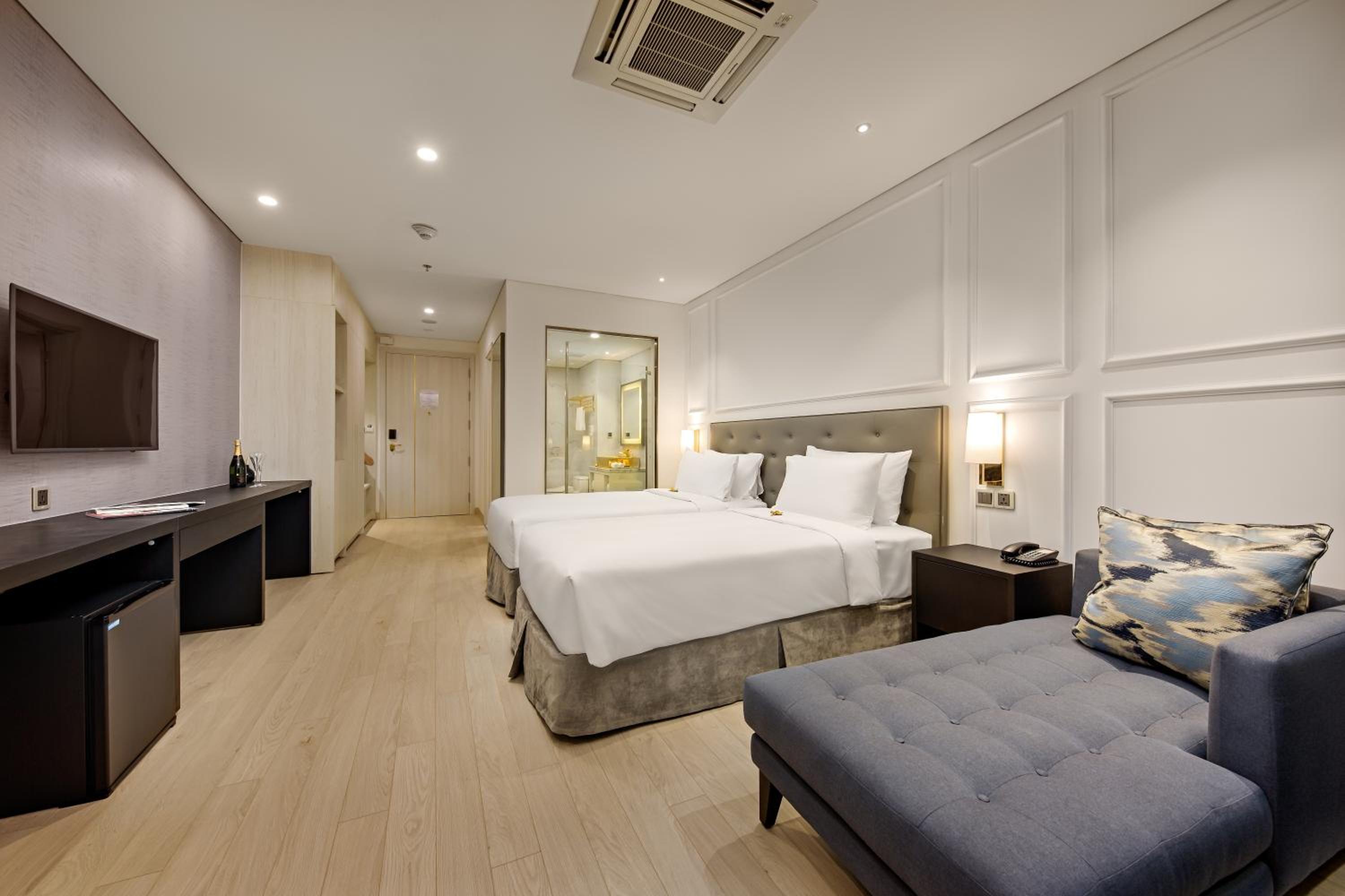 Wyndham Danang Golden Bay 171