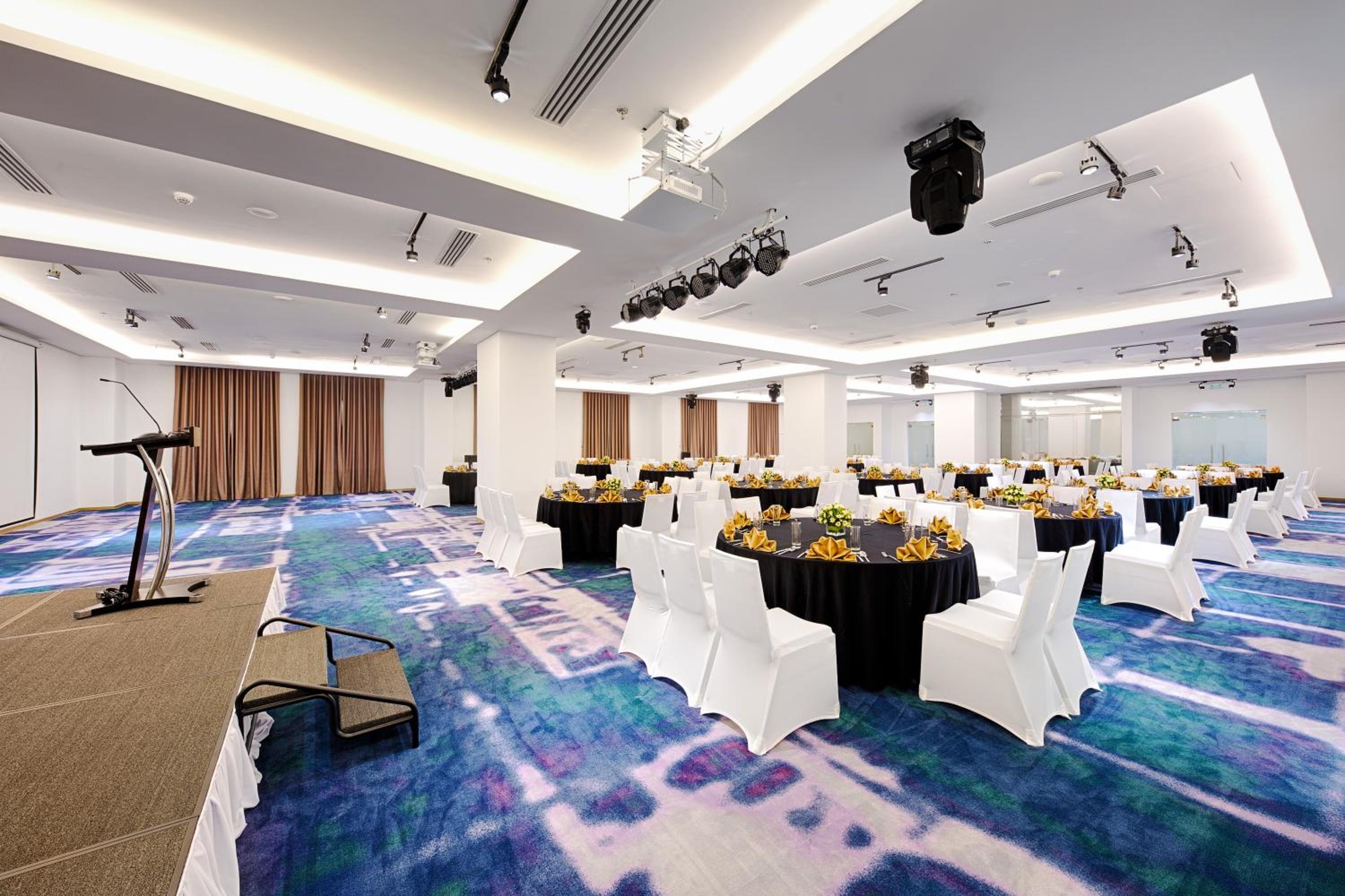 Wyndham Danang Golden Bay 82