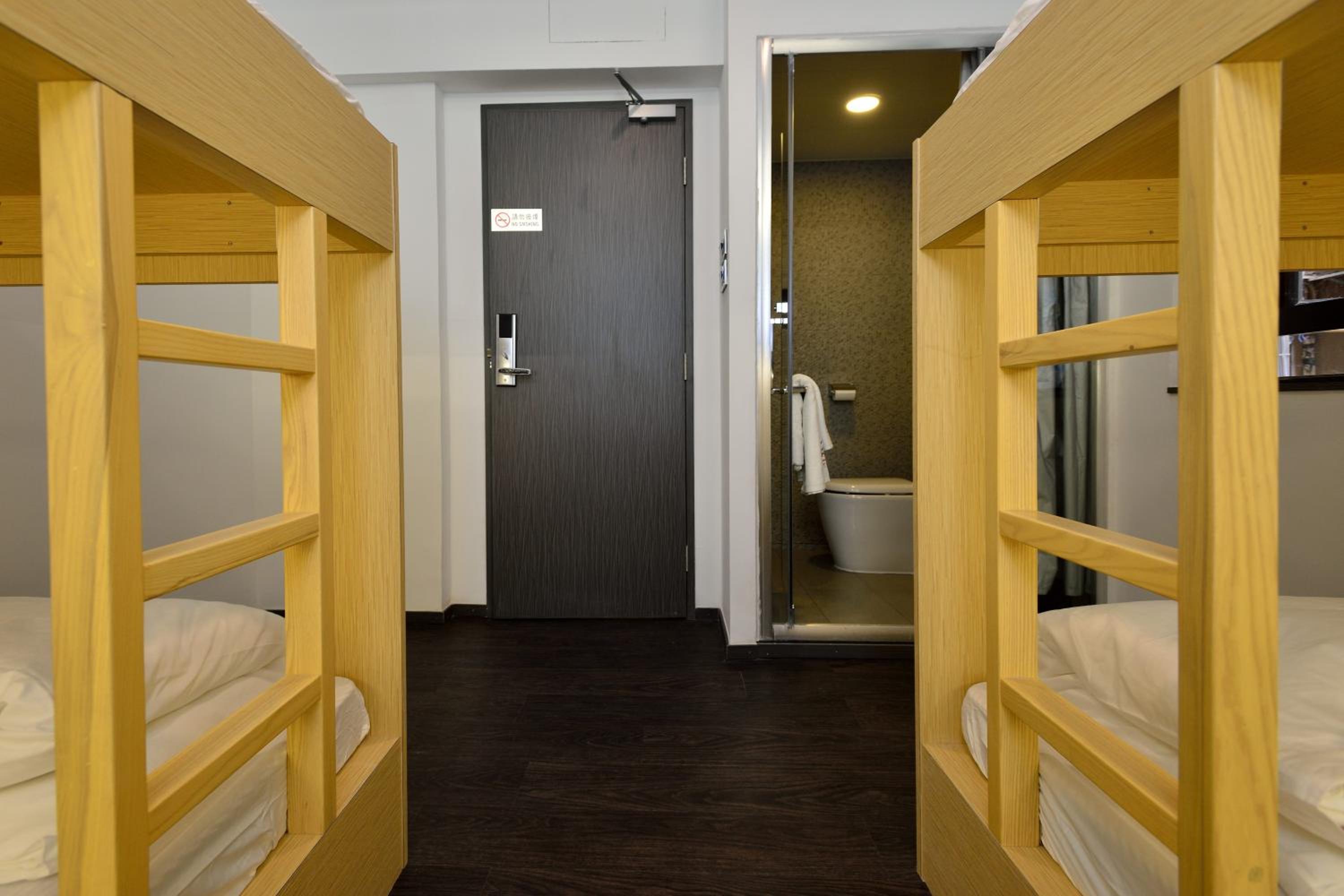 Atlas Hostel & Backpackers