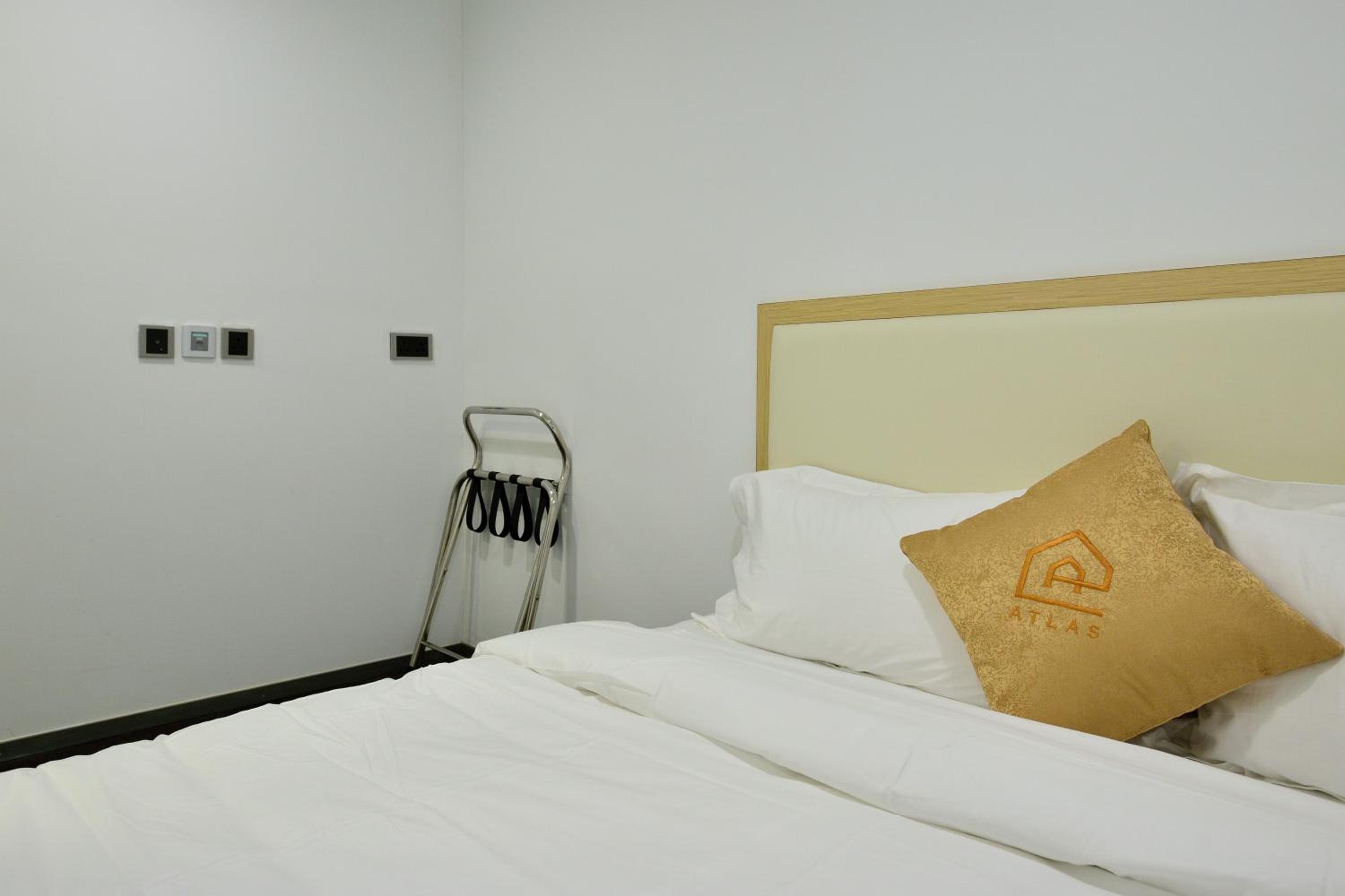Atlas Hostel & Backpackers
