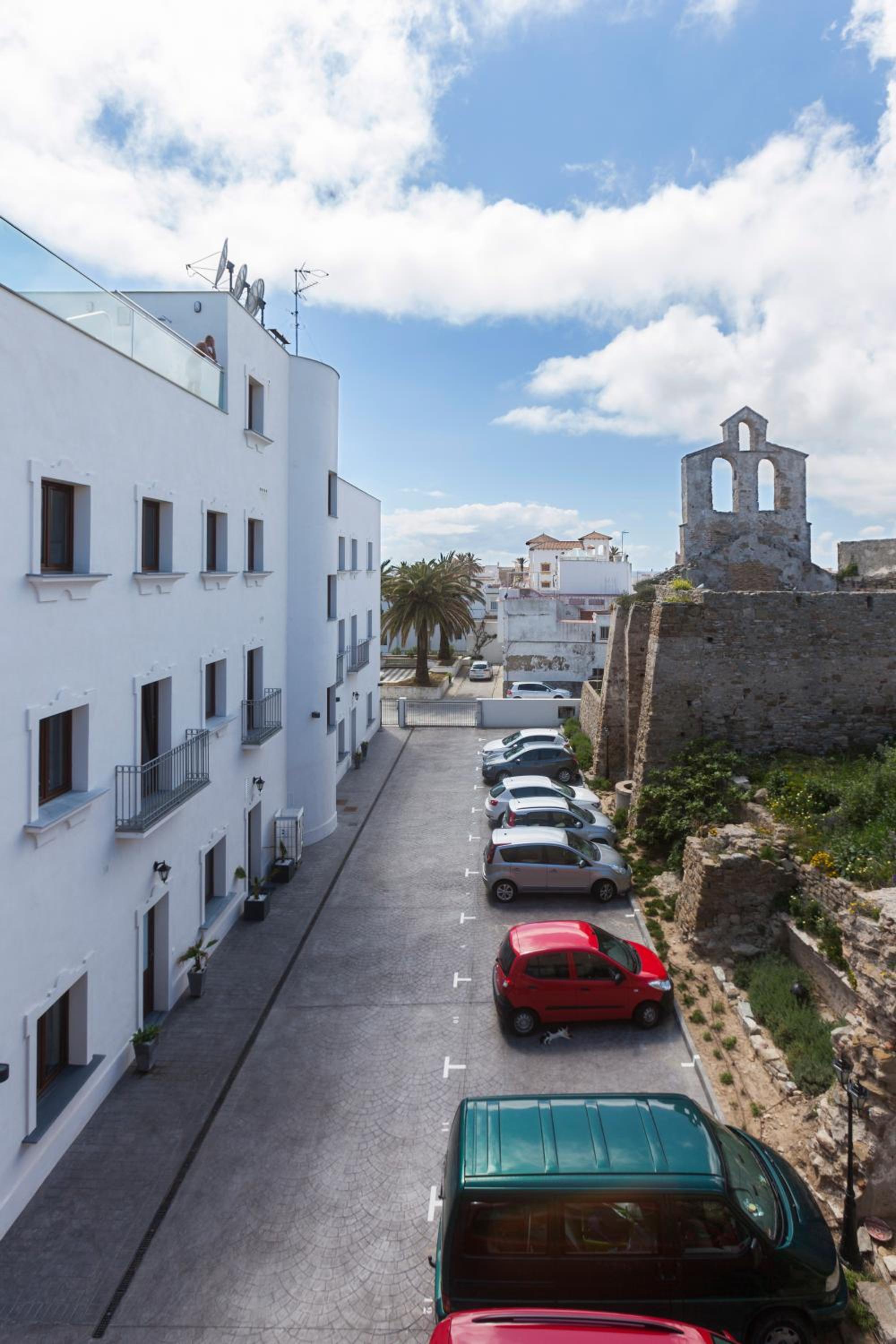Apartamentos La Residencia Tarifa