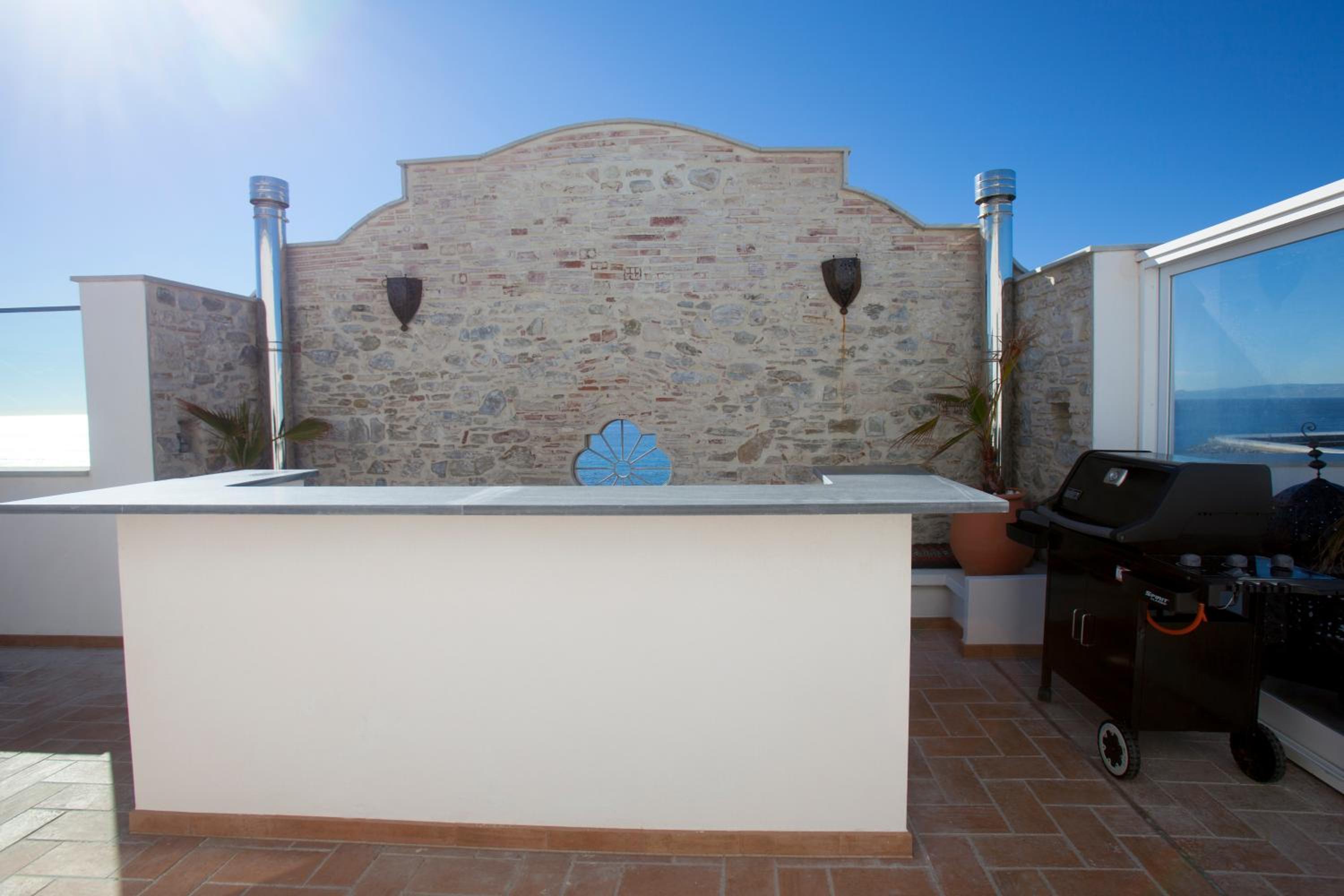 Apartamentos La Residencia Tarifa