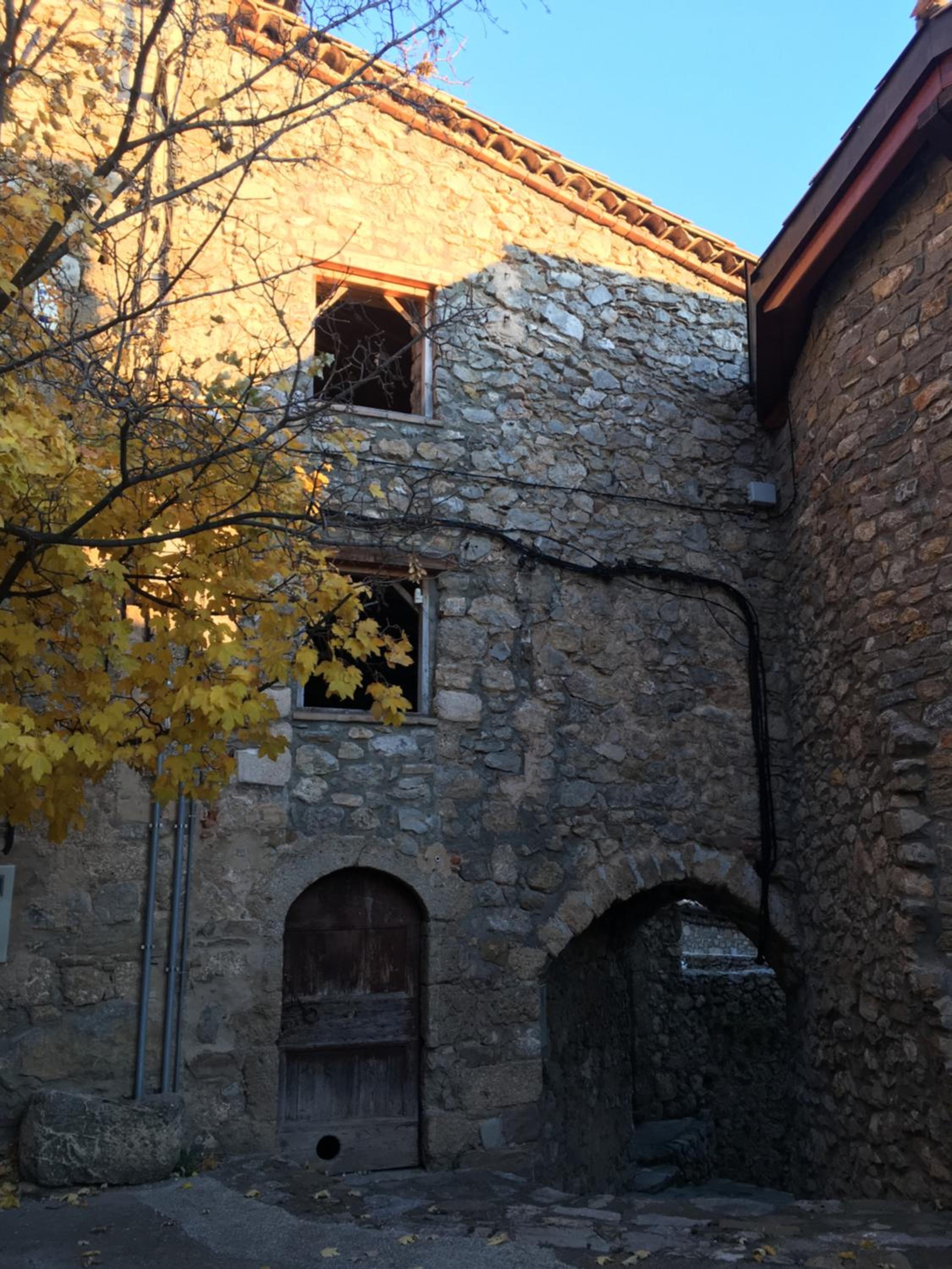Photo 33