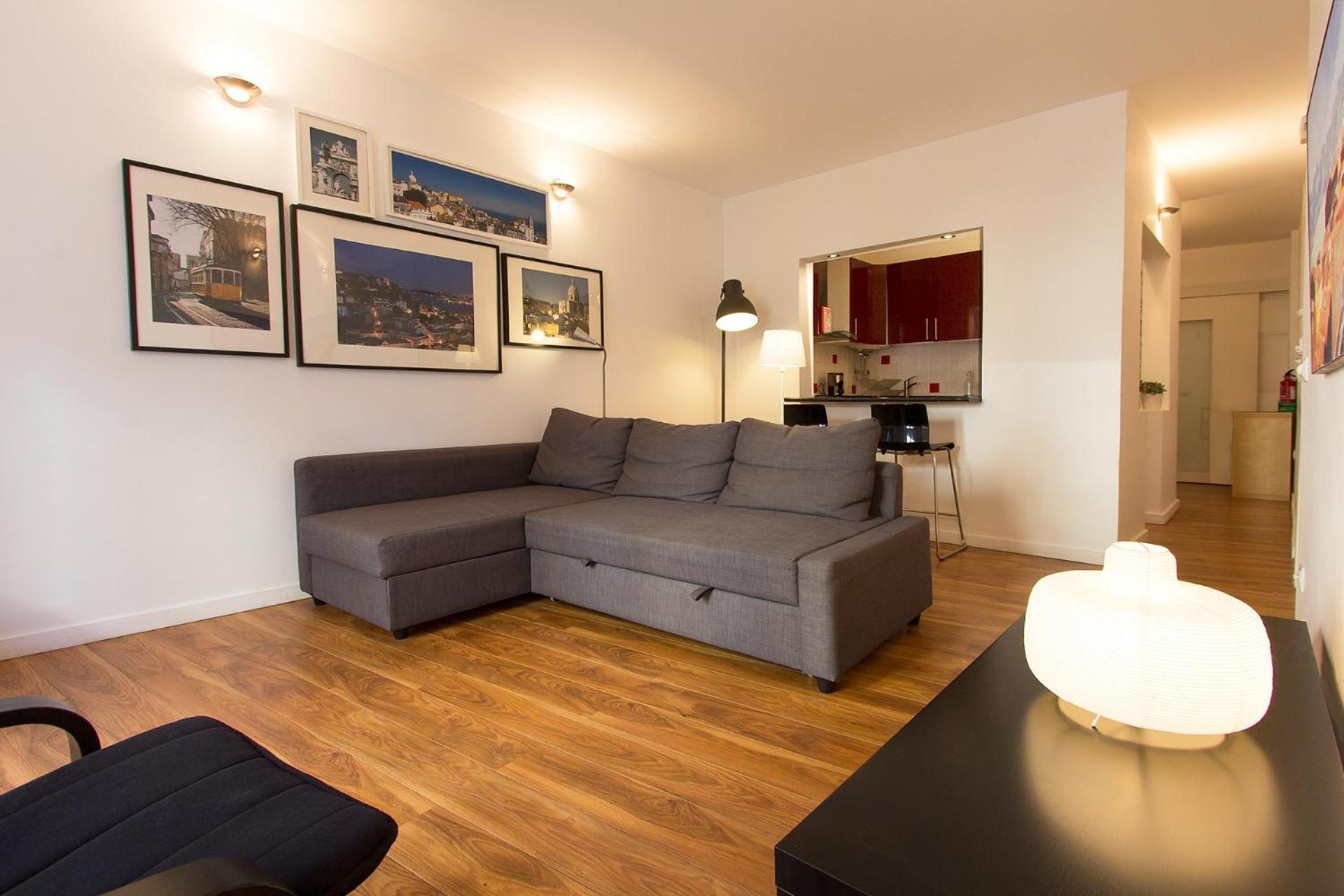 Typical Tailor Made Flat in Central Graça en Lisbon