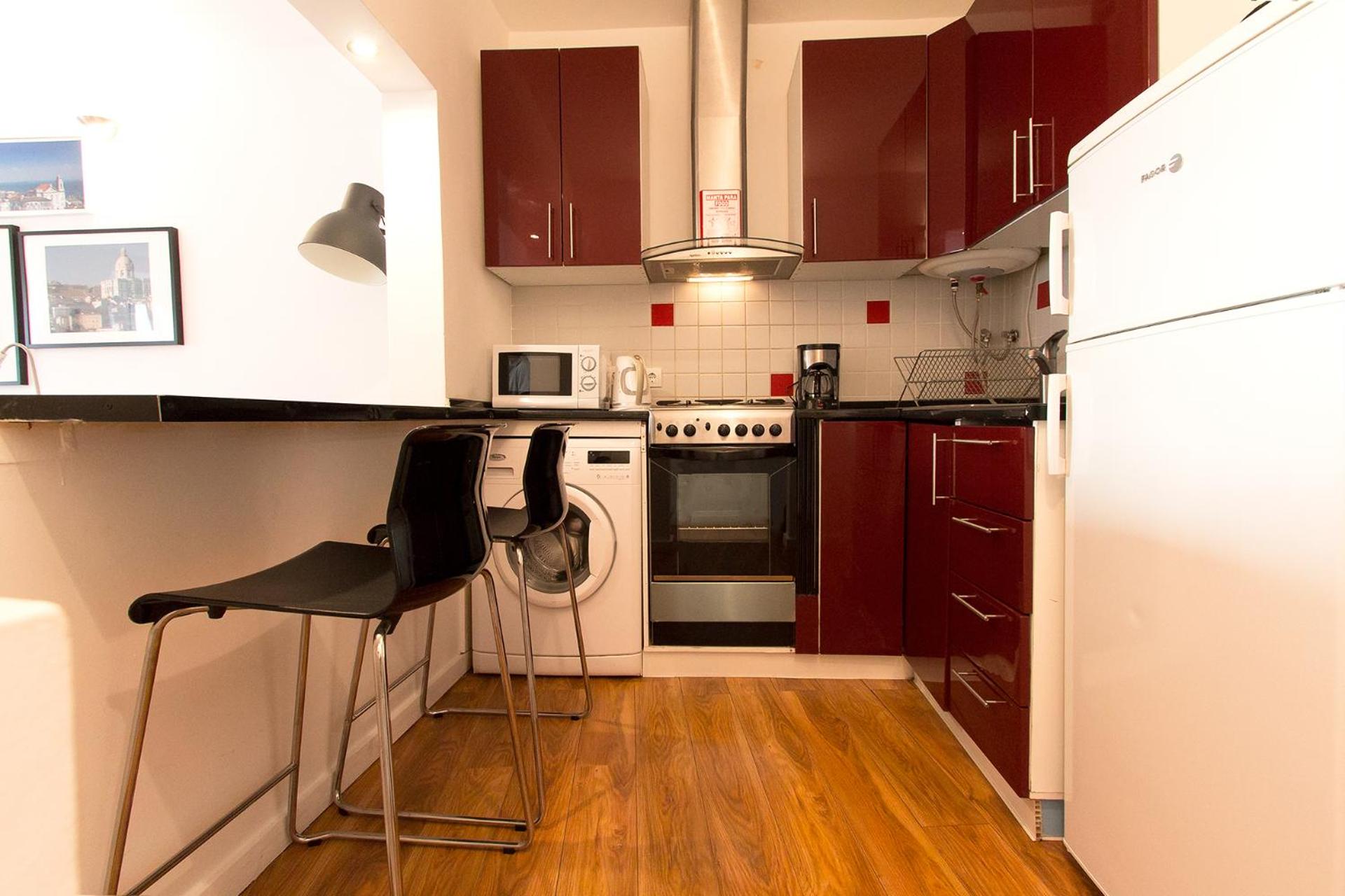 Typical Tailor Made Flat in Central Graça en Lisbon