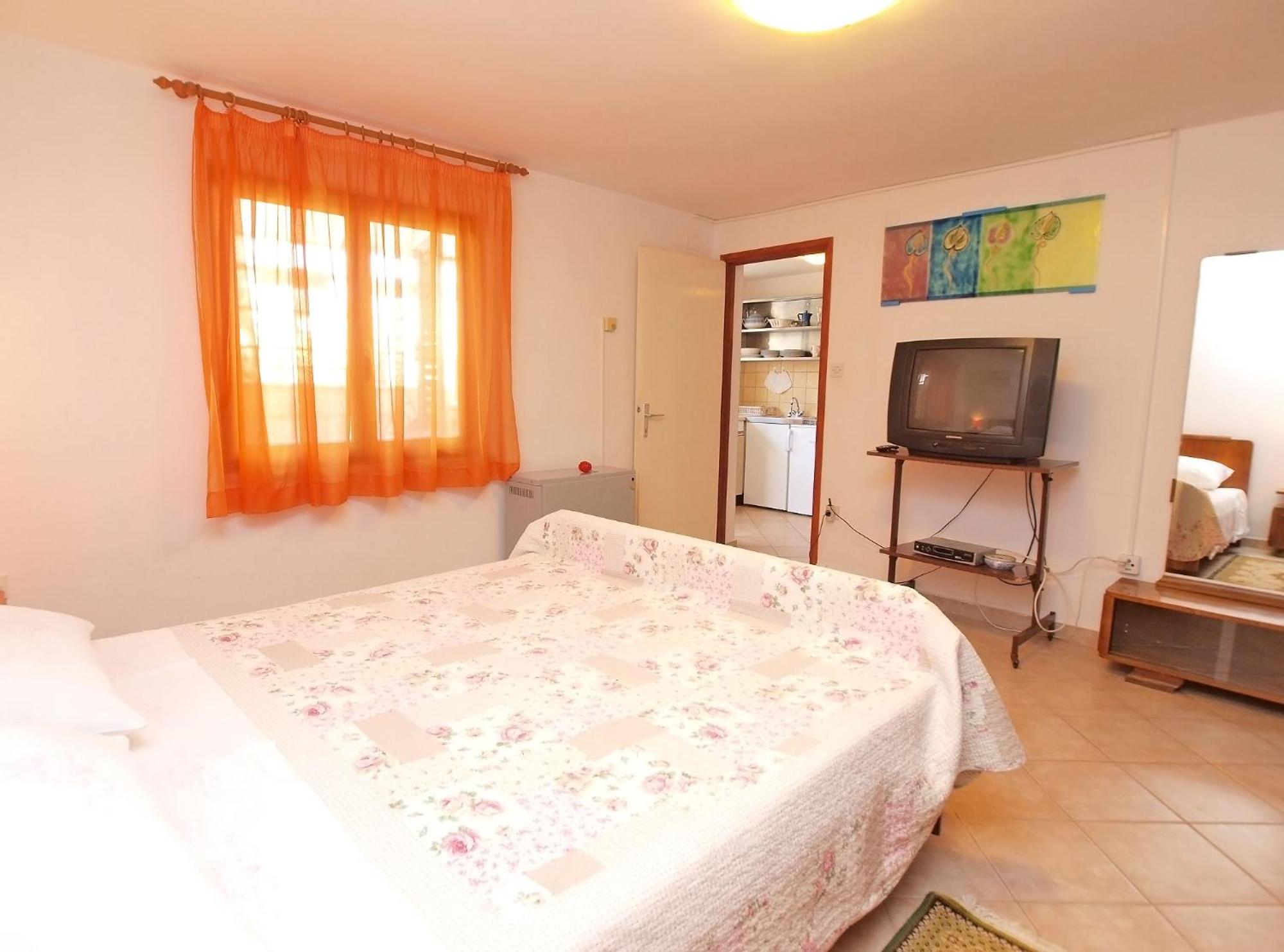 Apartments Ivan 41
