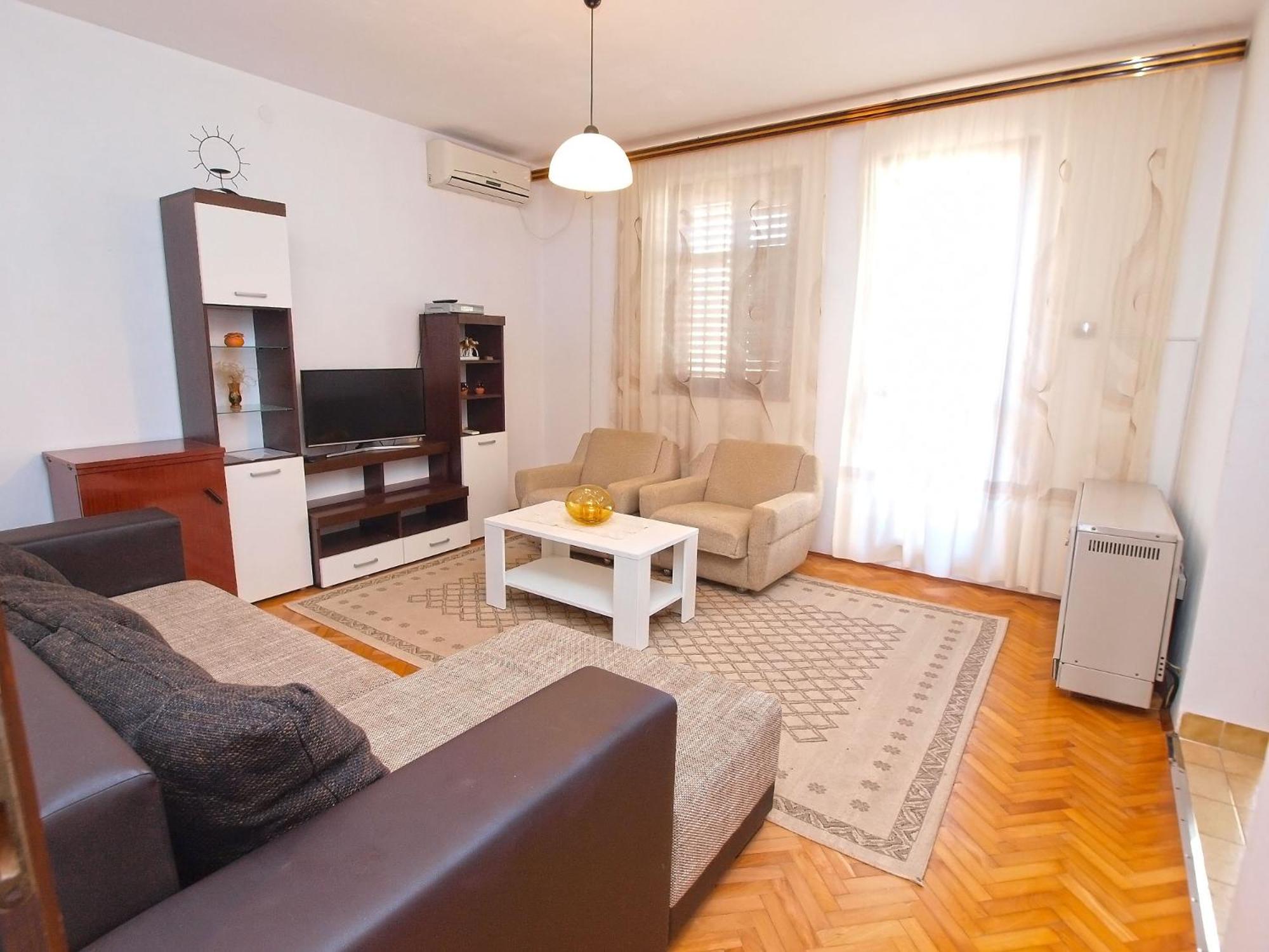 Apartments Ivan 41