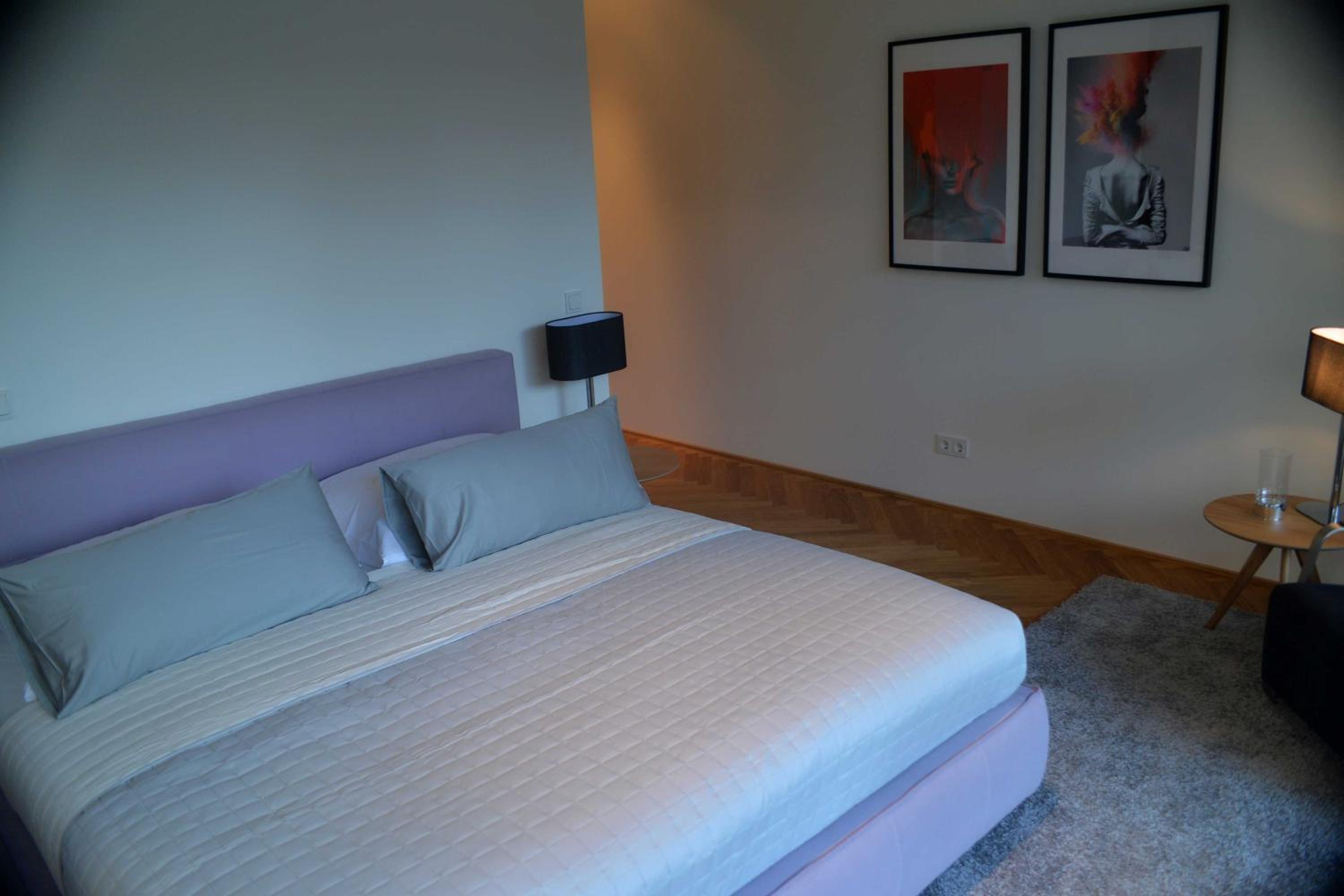 BonusFeature Apartments