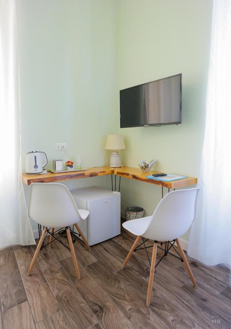 Colors of Cinque Terre - Guest House