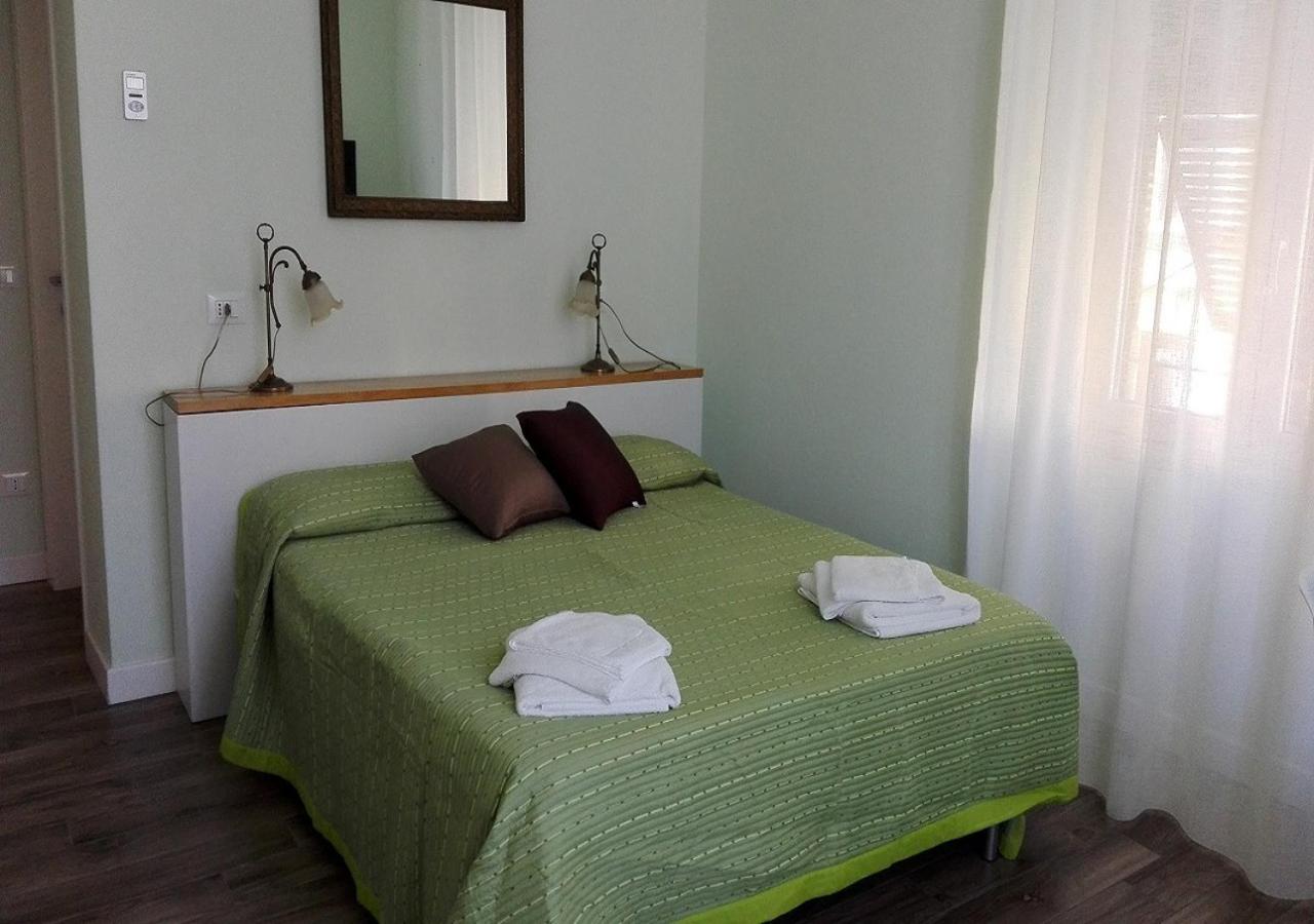 Colors of Cinque Terre - Guest House