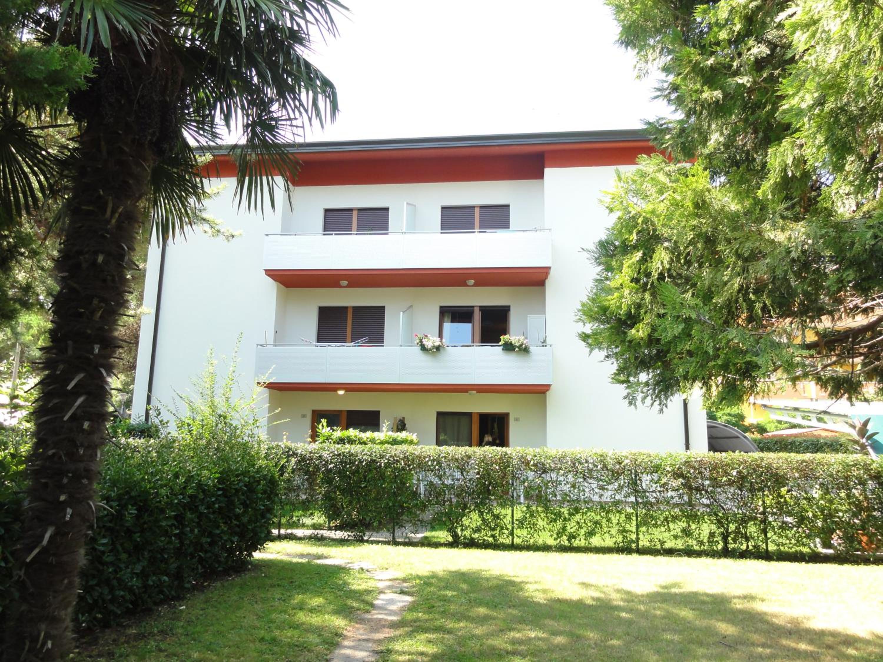 Villa Flora view 3