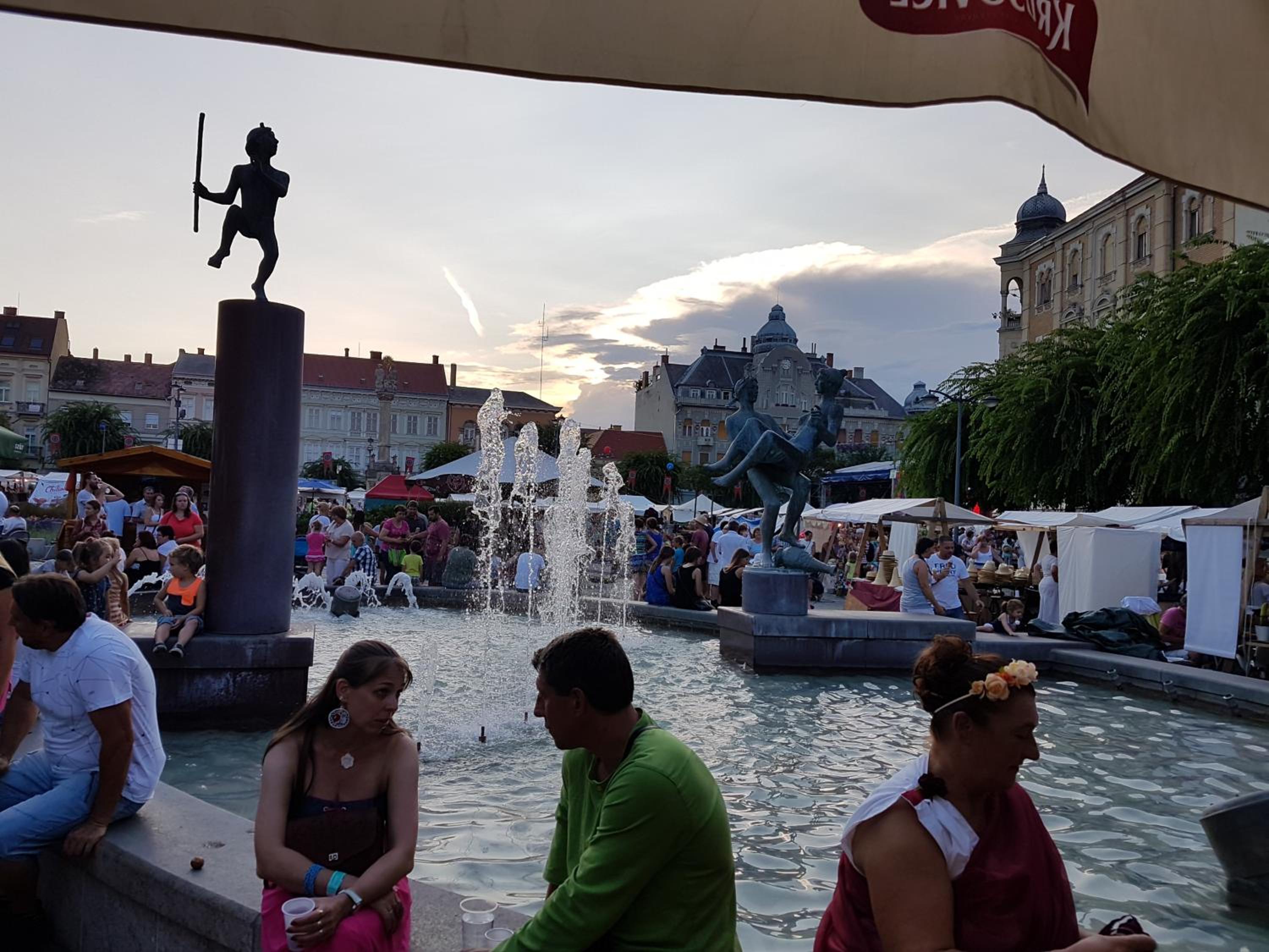 Photo 100