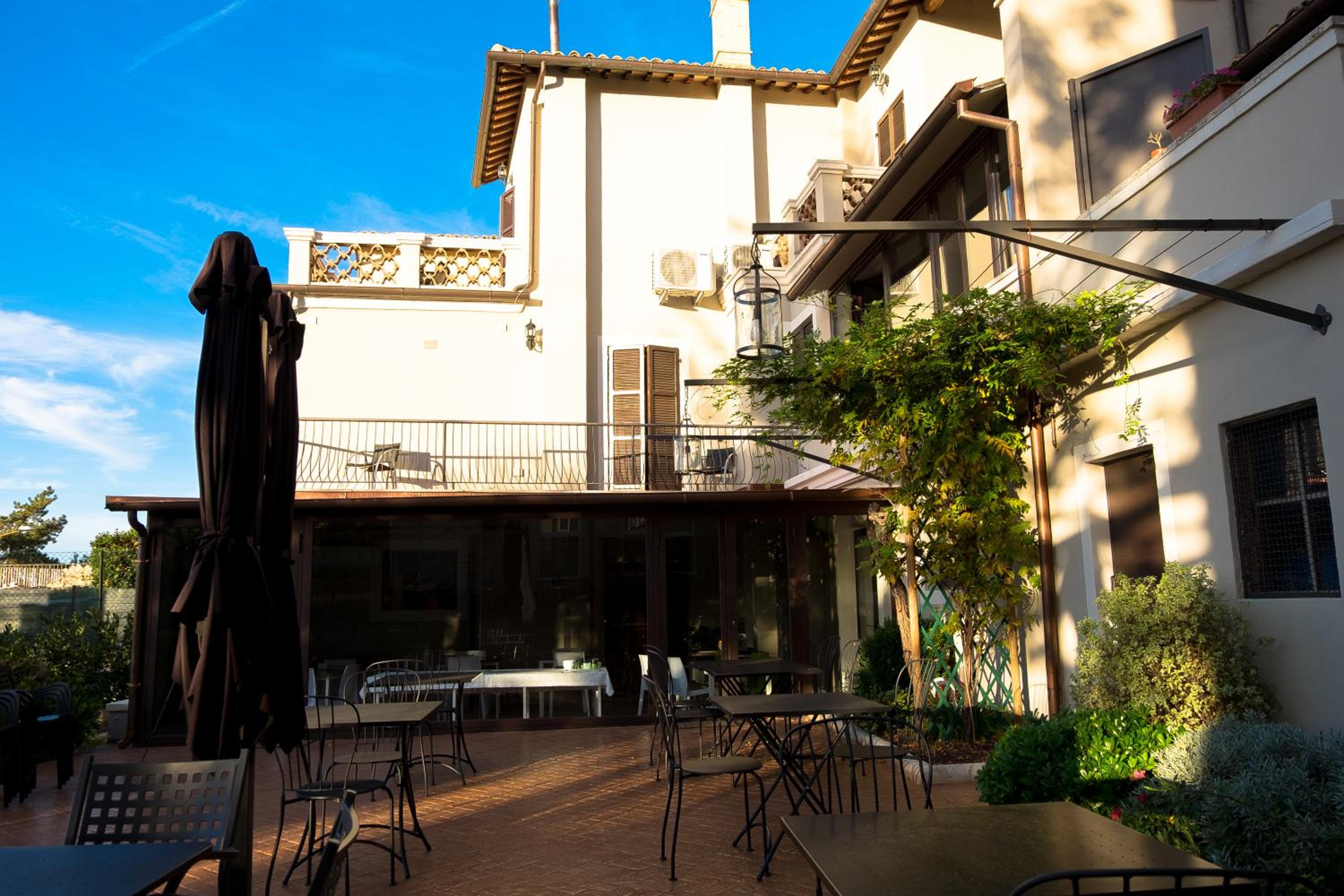 La Rocca Guest House & Spa