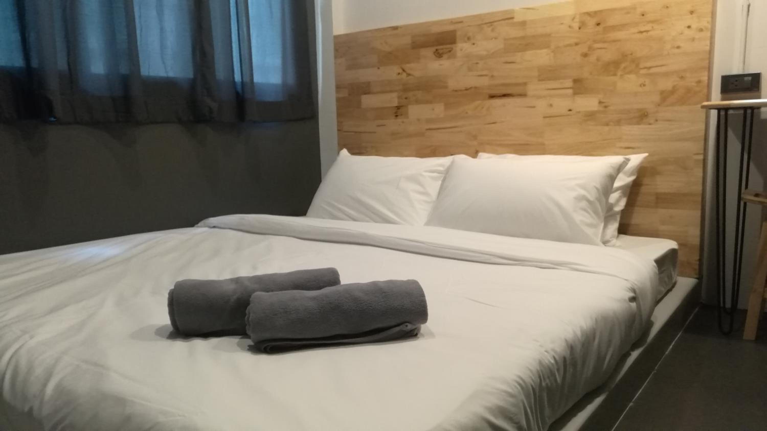 Ekanek Hostel