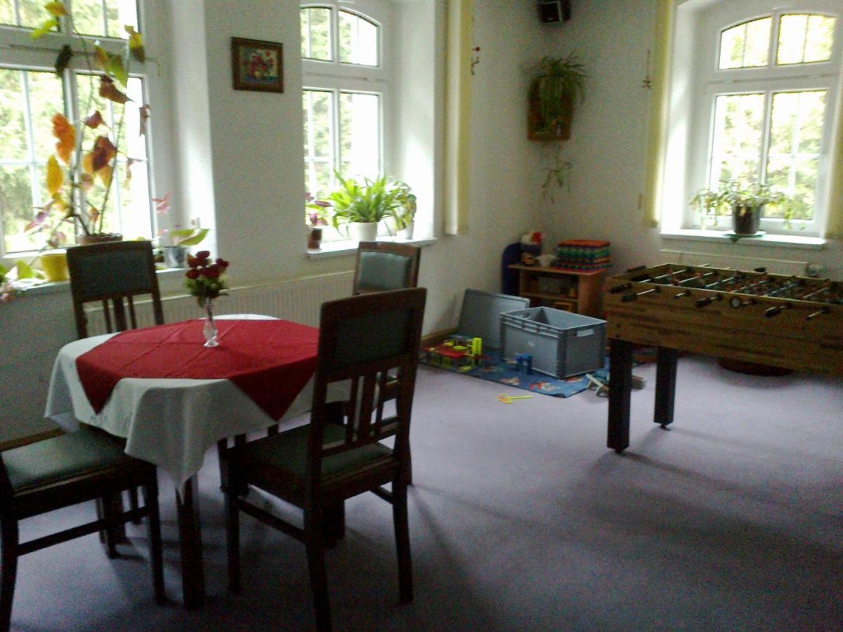 children's play area