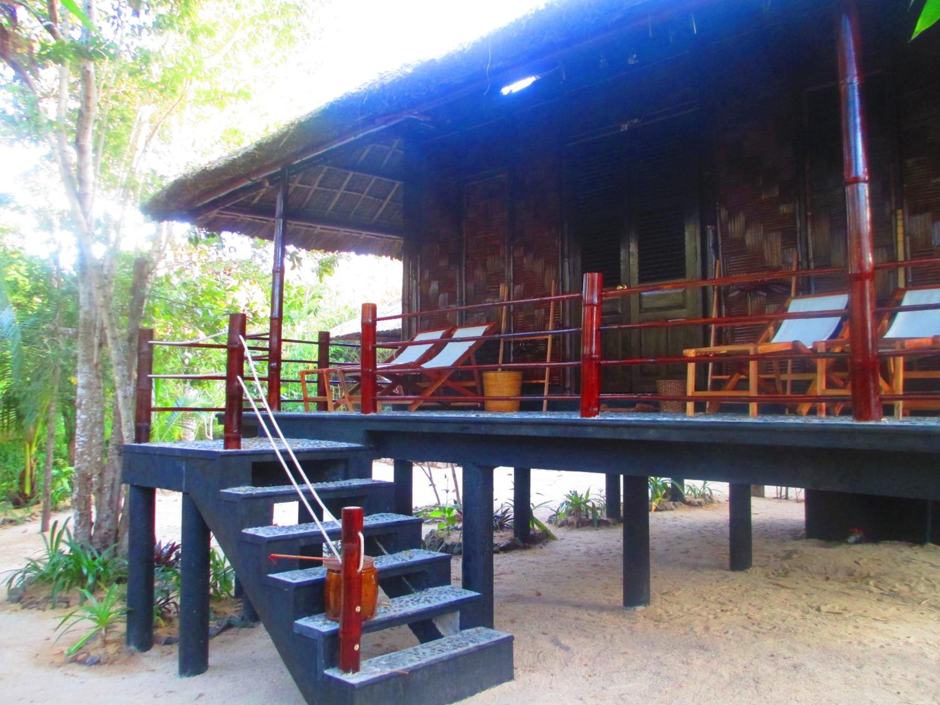Whale Island Resort