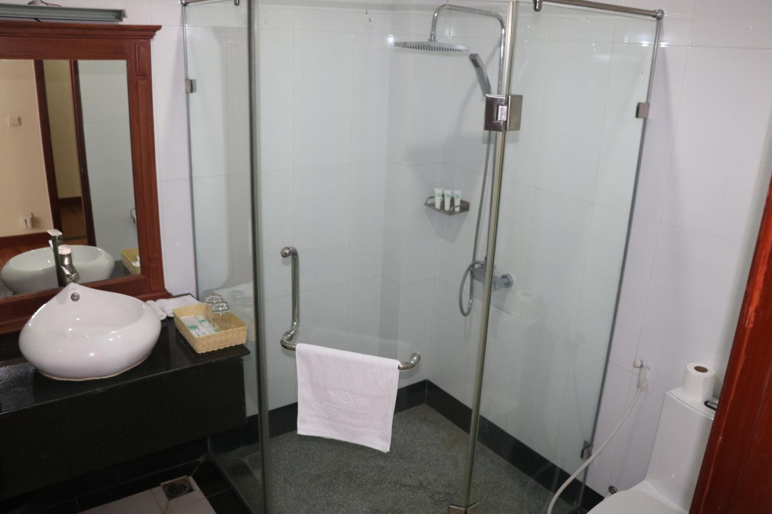 KT Apartment