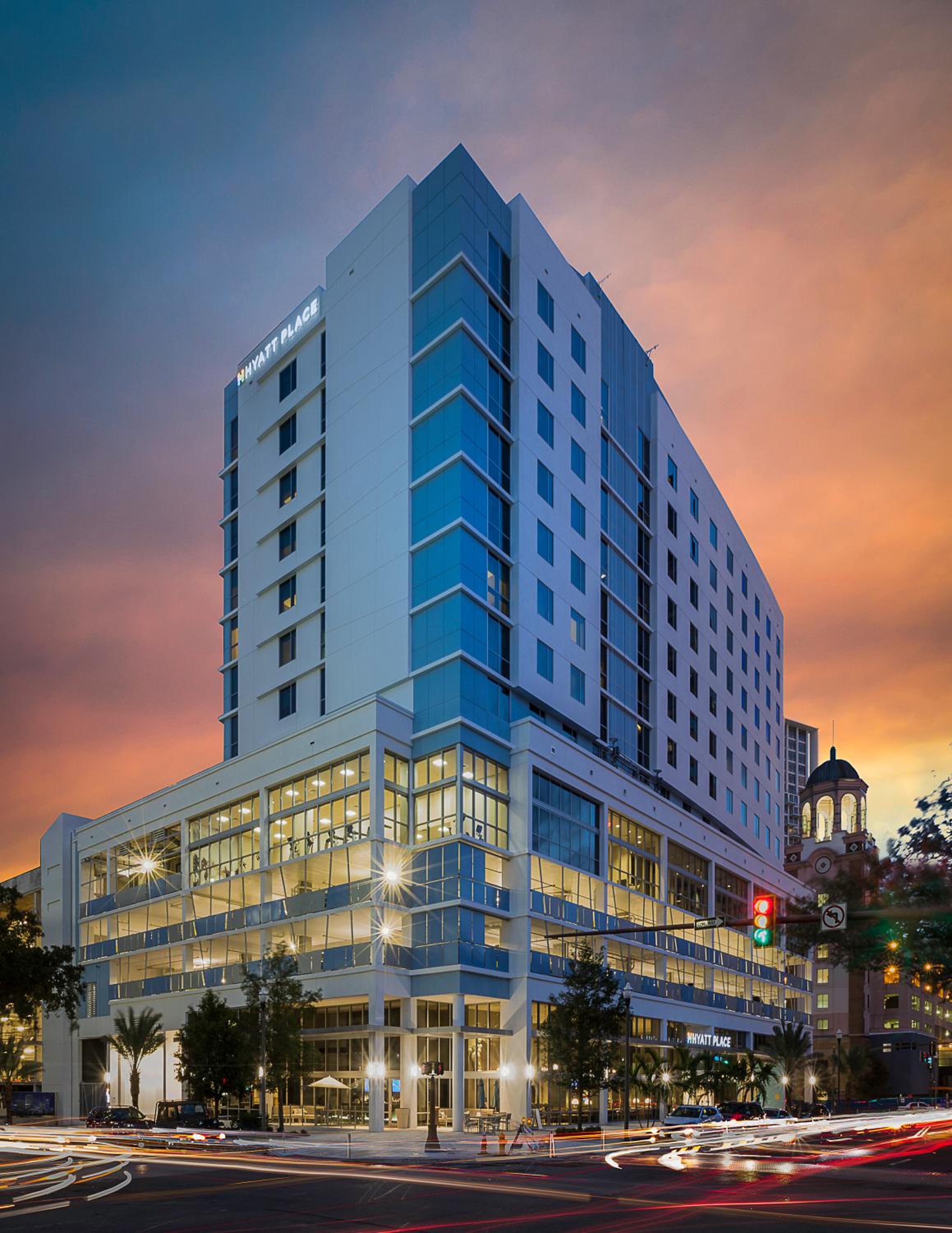 Hotel Hyatt Place St. Petersburg / Downtown