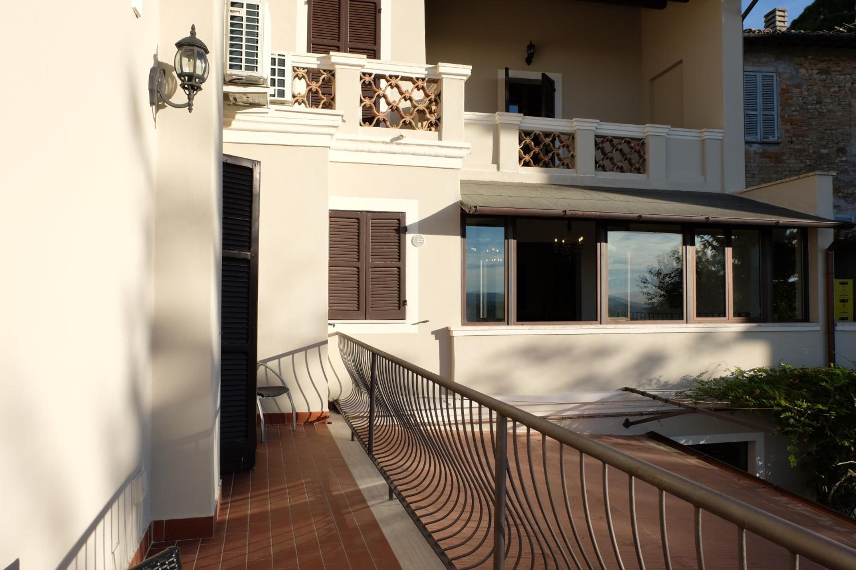 La Rocca Guest House & Spa