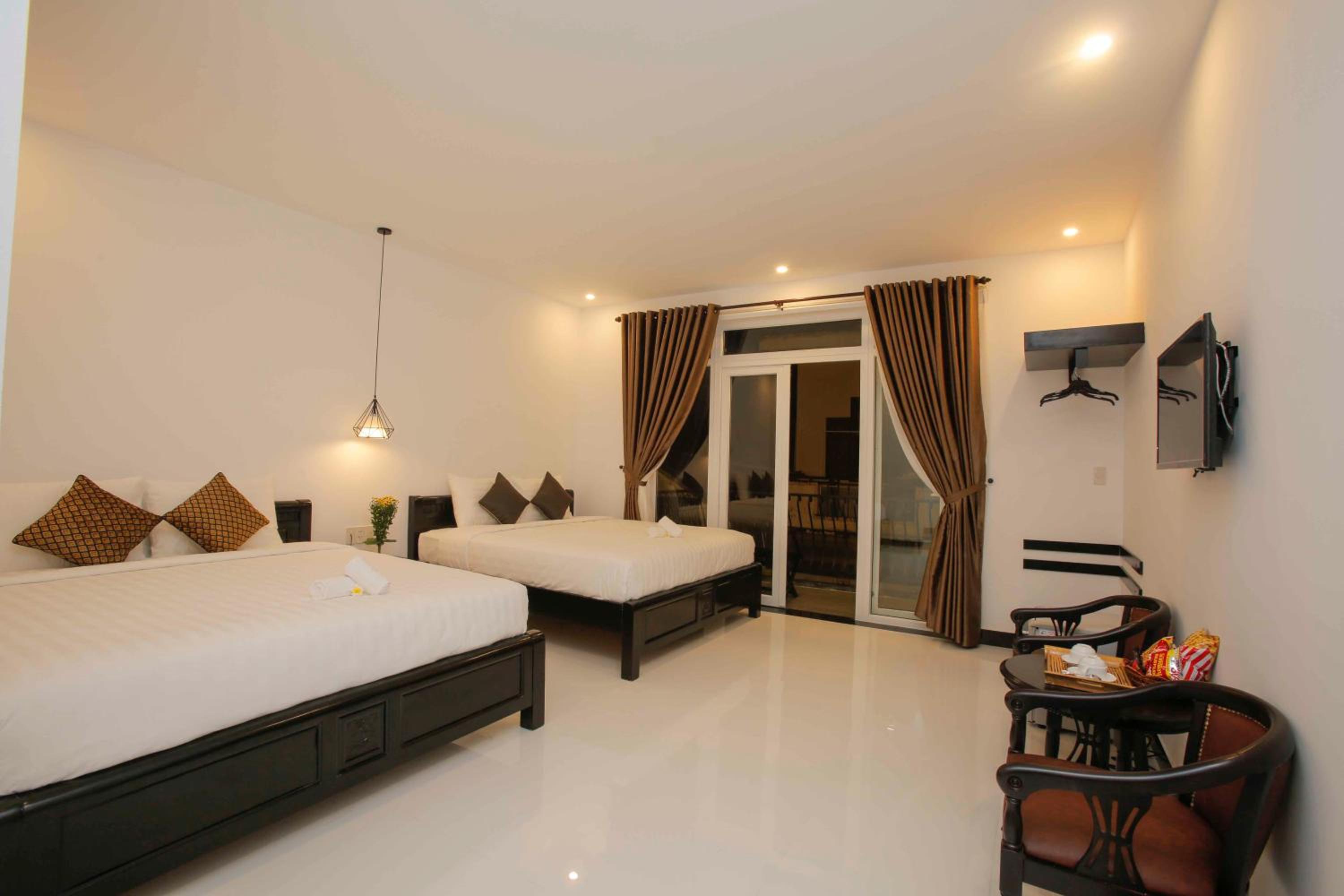 Hoi An Sunny Pool Villa