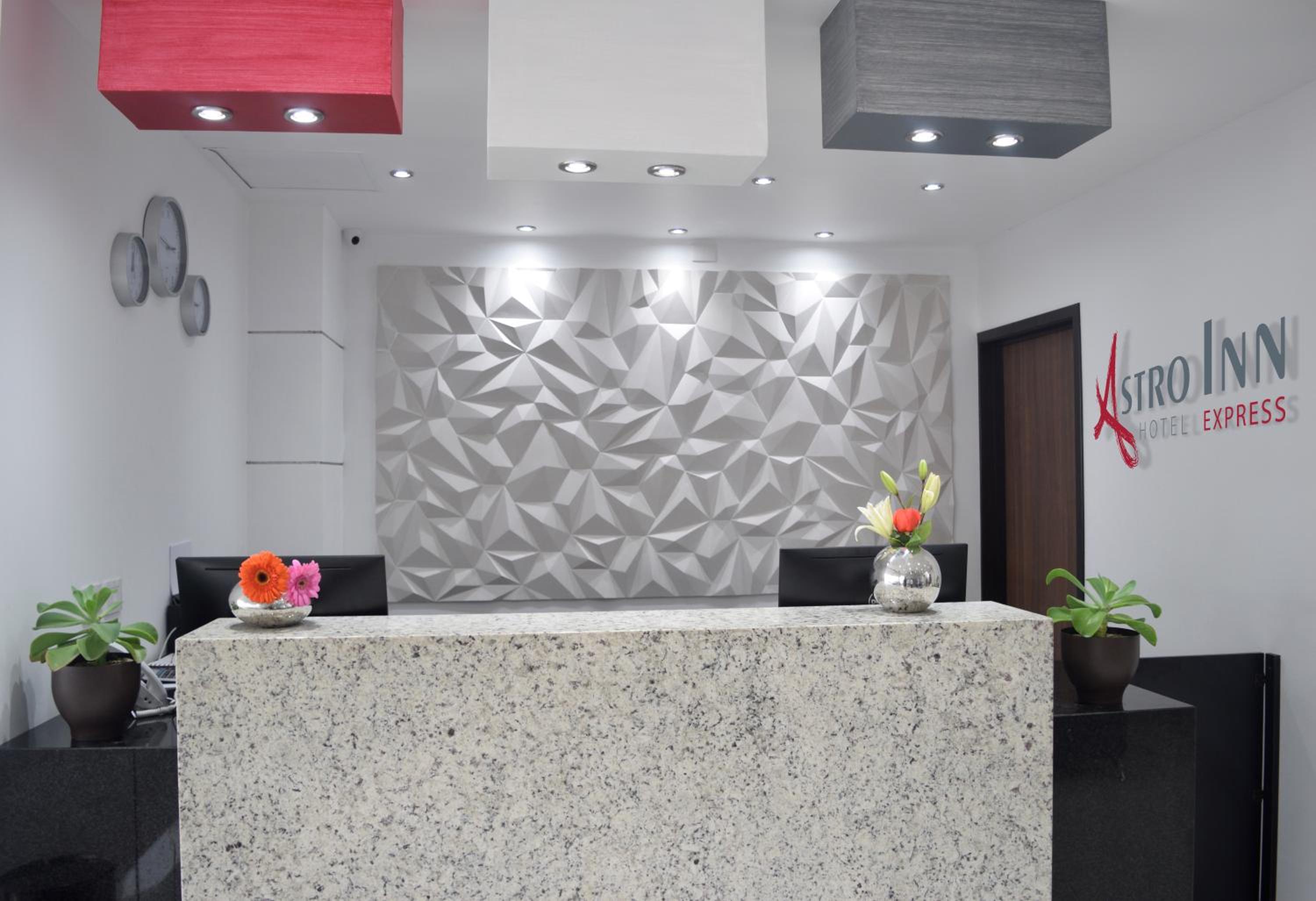 Xalapa Vacations - Astro Inn Hotel Express - Property Image 3