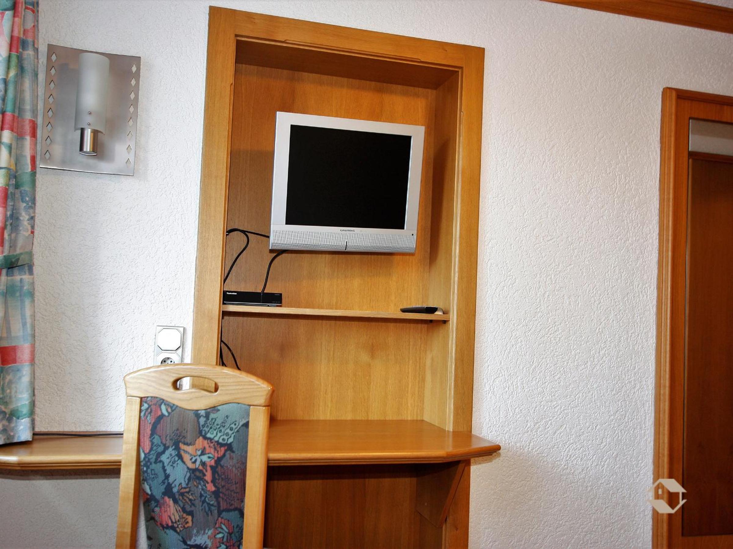 Photo 43