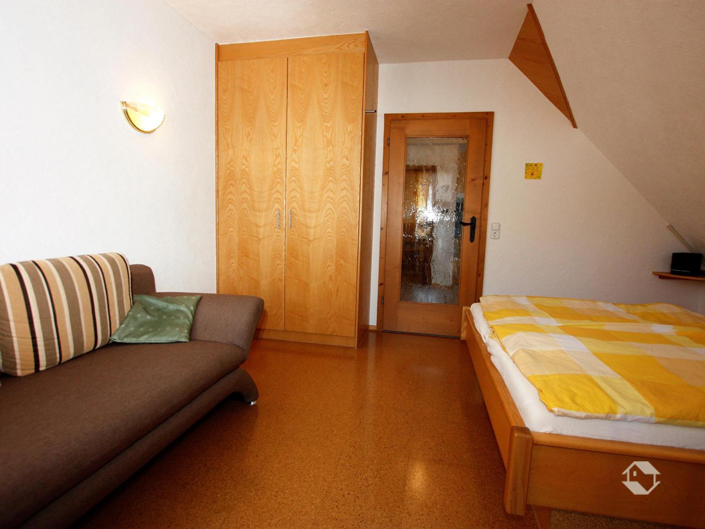 Photo 31