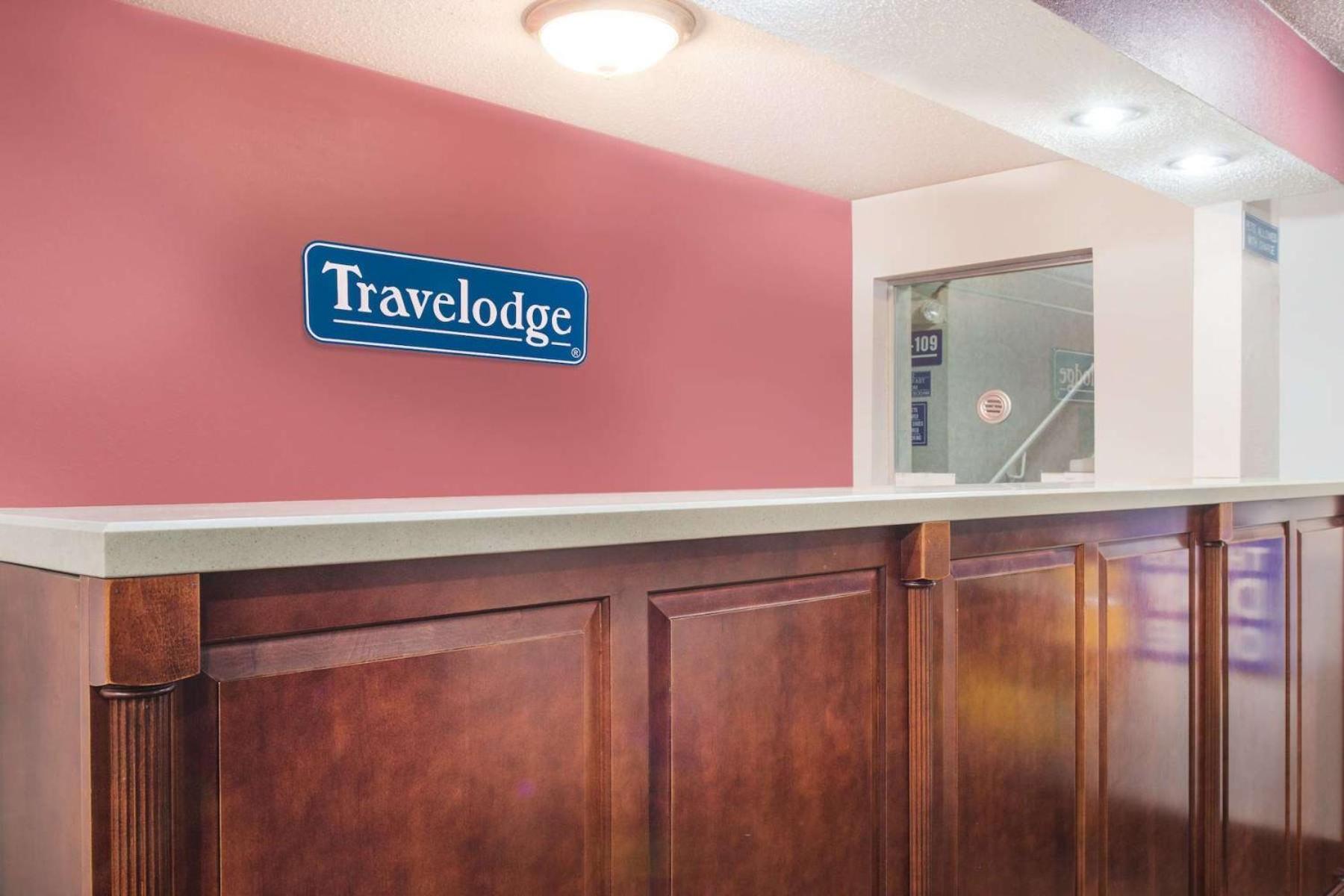 Terre Haute Vacations - Travelodge by Wyndham Terre Haute - Property Image 4