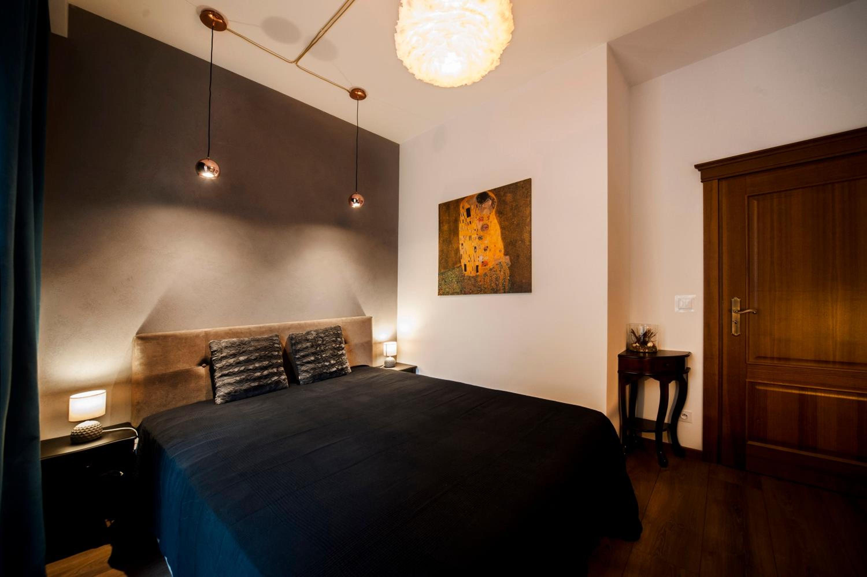 Very Berry - Orzeszkowej 10 - MTP Apartment, parking, balcony, check in 24h view 5