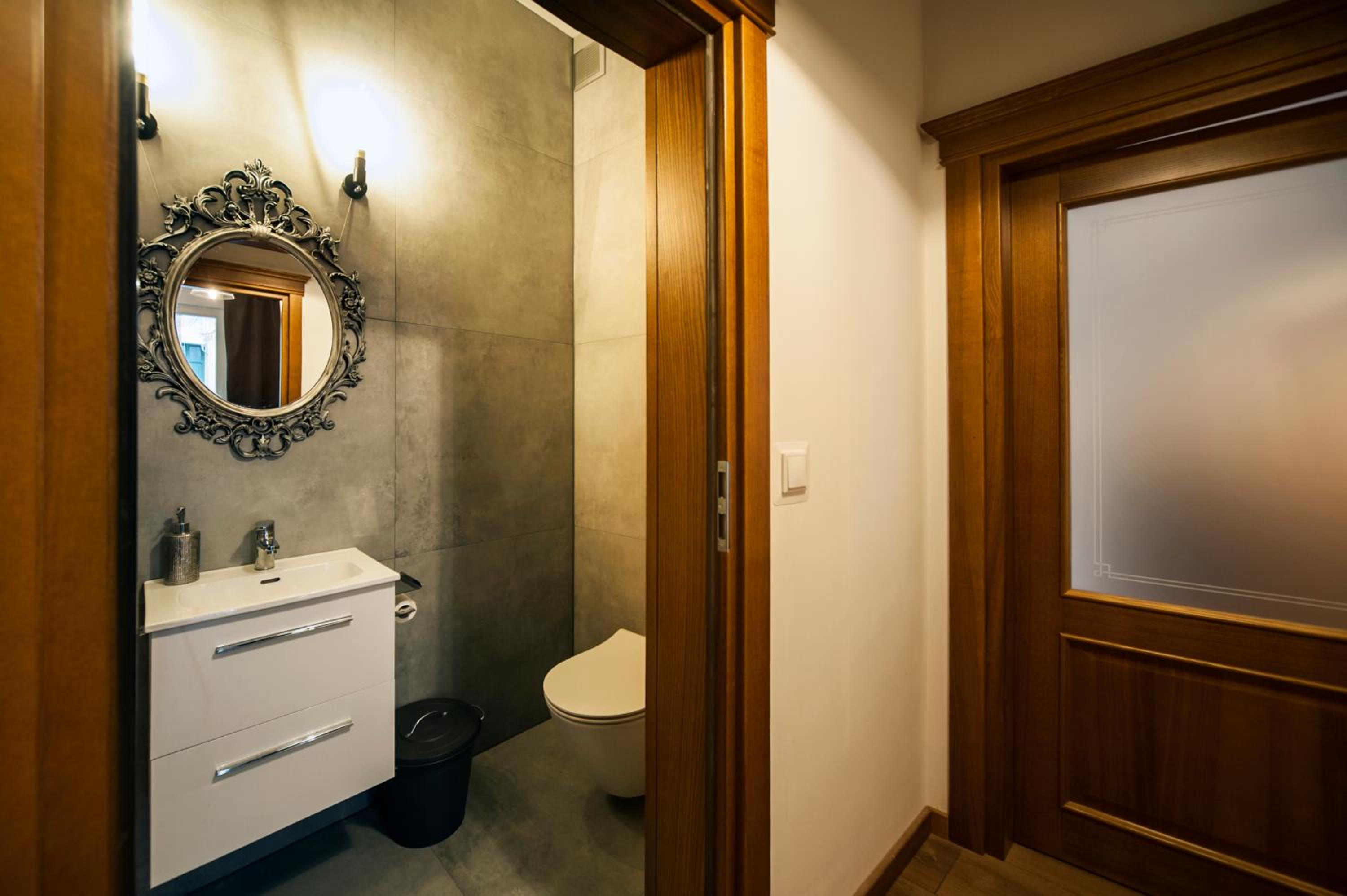 Very Berry - Orzeszkowej 10 - MTP Apartment, parking, balcony, check in 24h view 4
