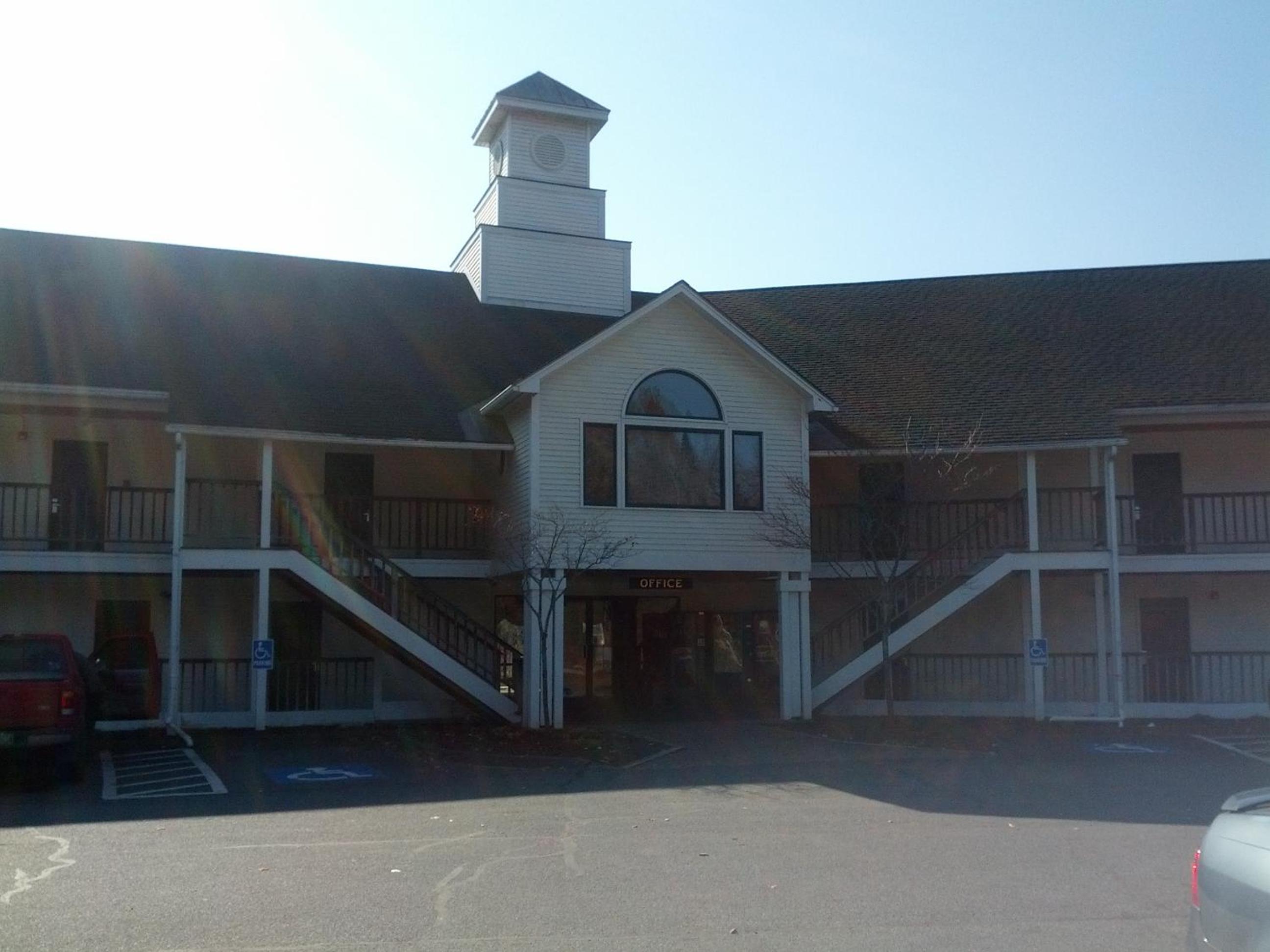 Fairbanks Inn