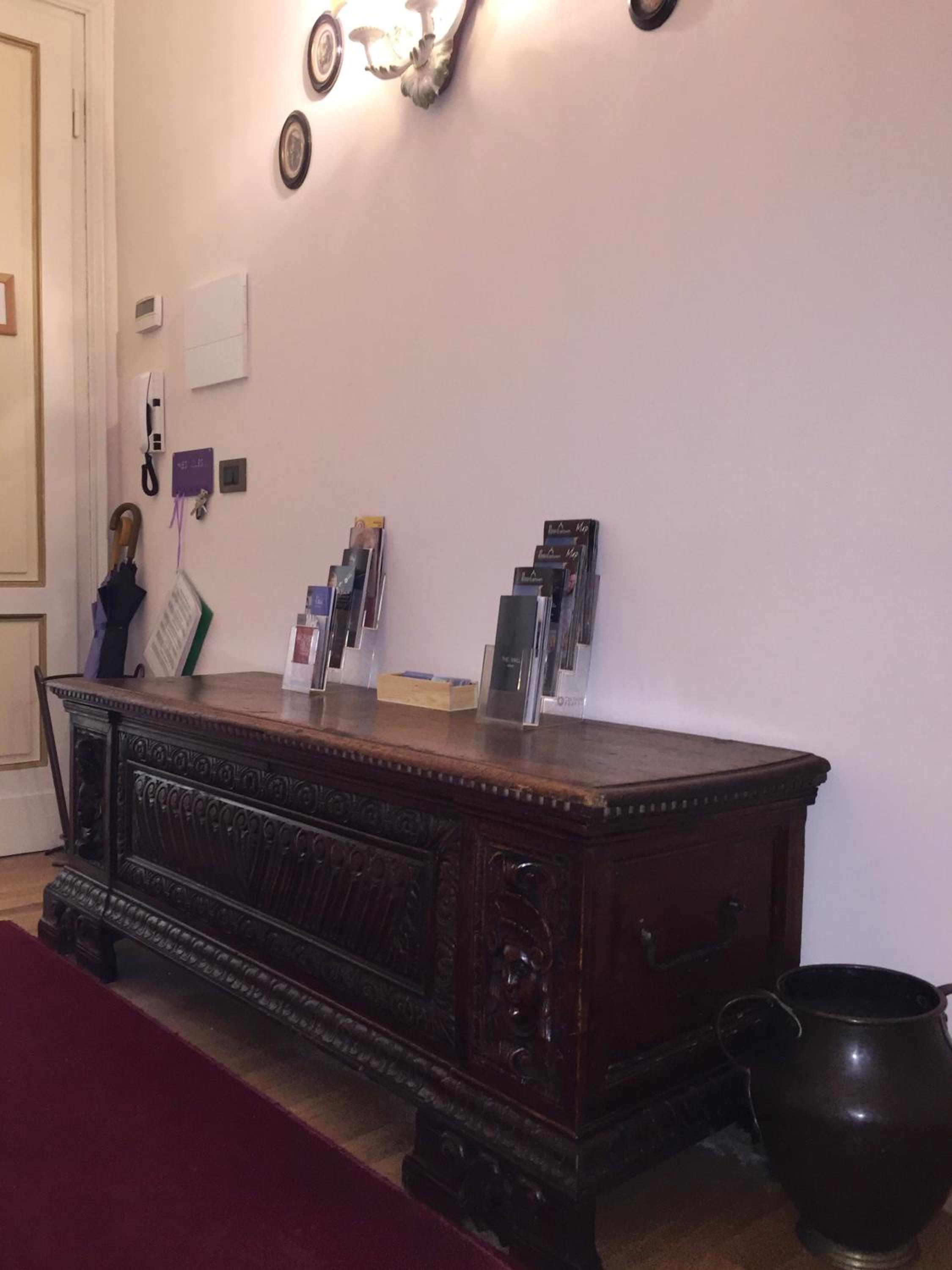M&G Apartment