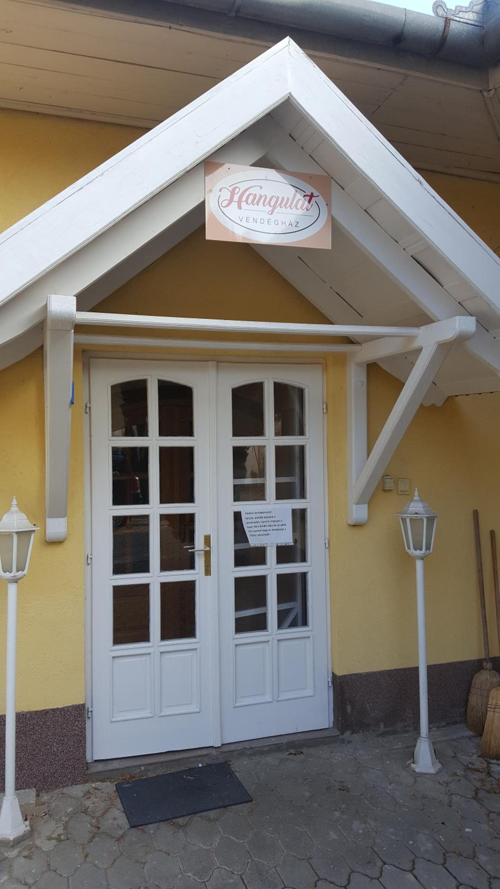 Hangulat Vendégház Apartmanok