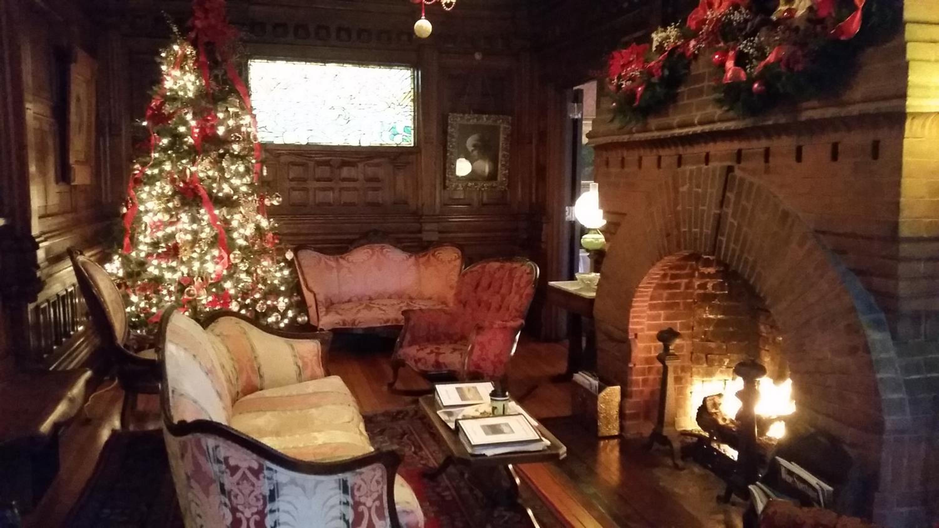 Cedar Crest Inn