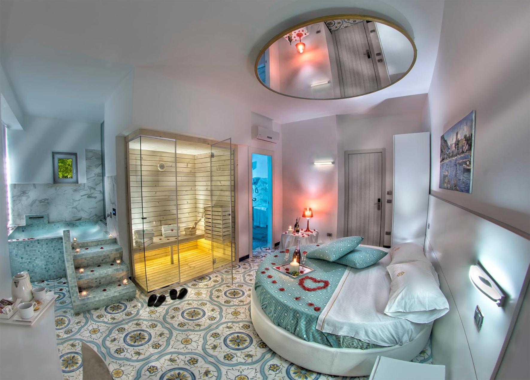 X Hotel