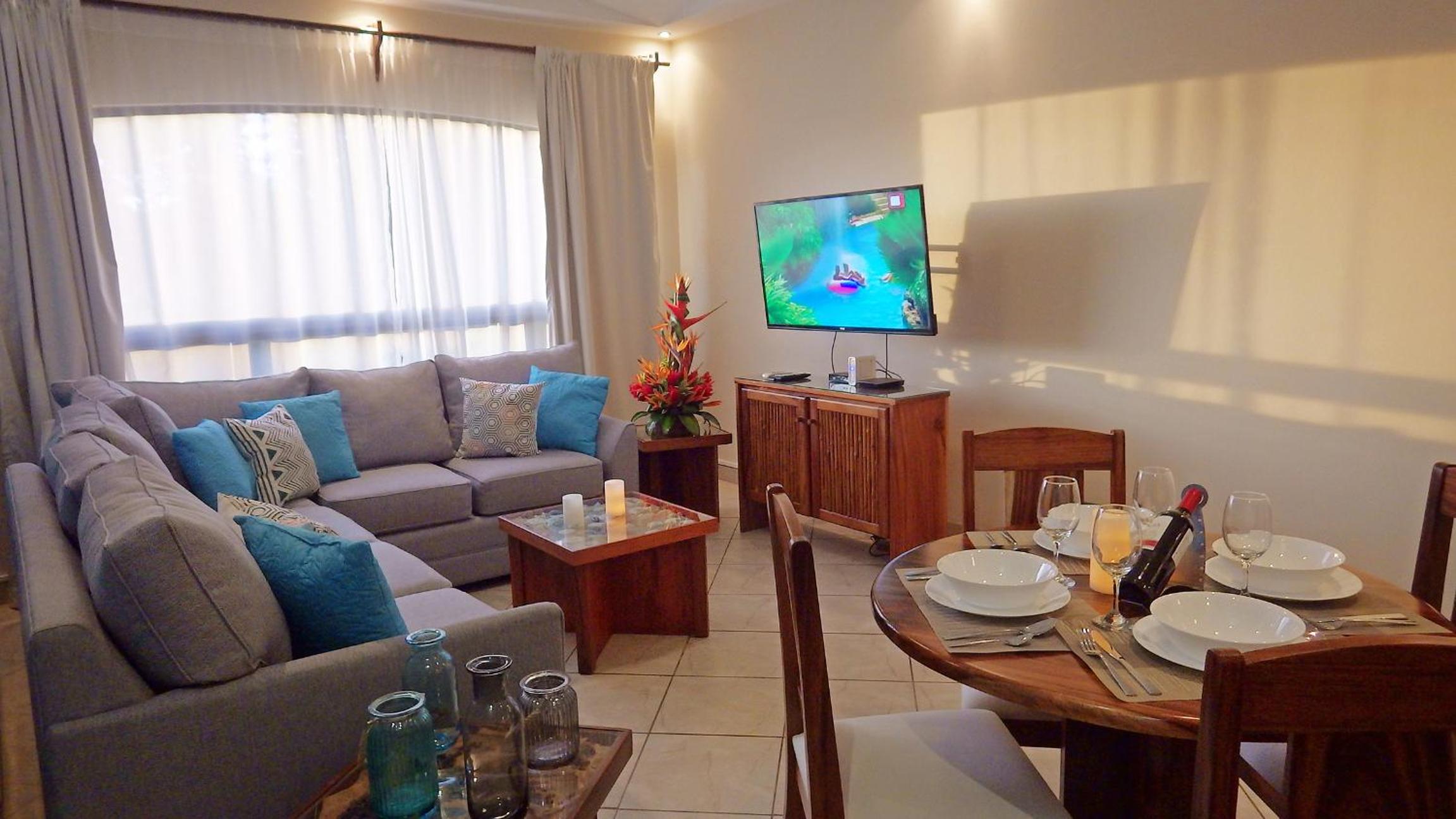 The Oaks Tamarindo Pool Front Condominiums fast wifi