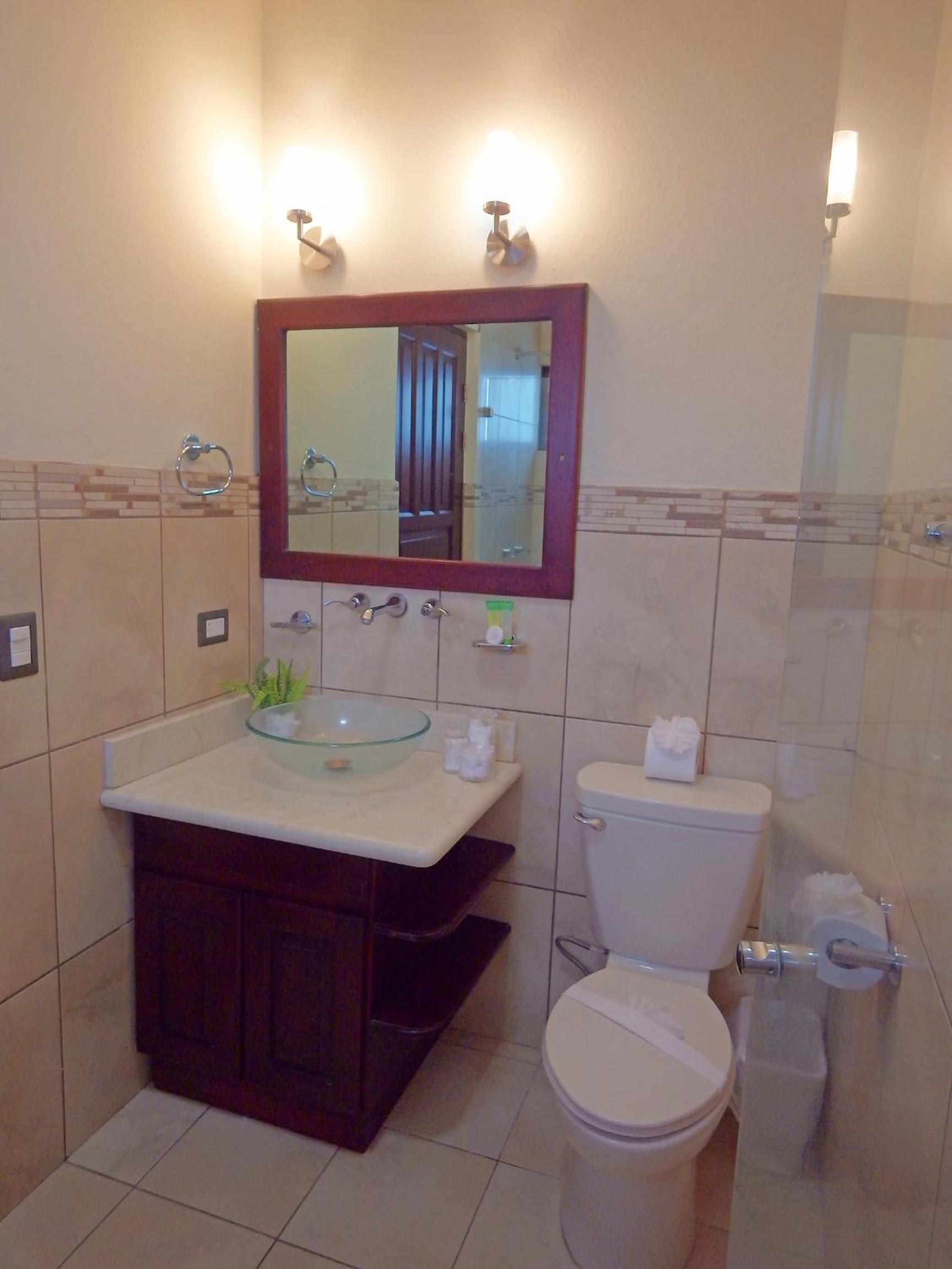 The Oaks Tamarindo Pool Front Condominiums fast wifi