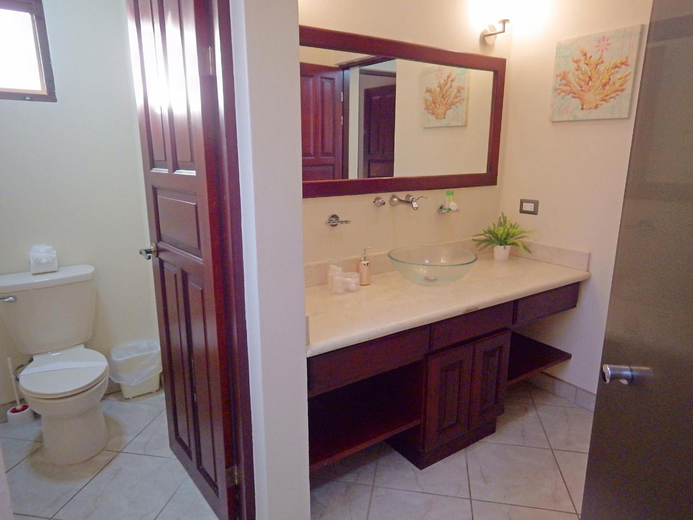 The Oaks Tamarindo Pool Front Condominiums fast wifi