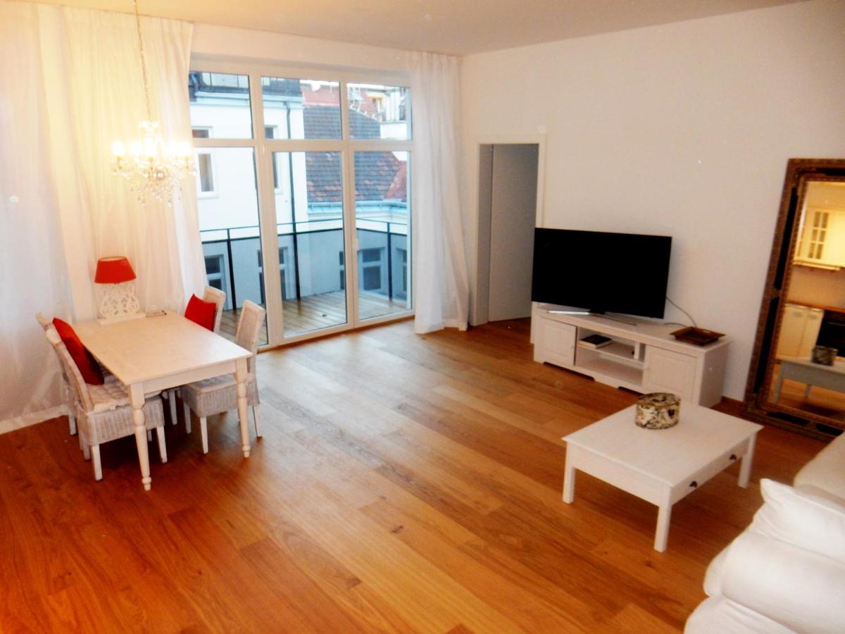 Traumhafte Wohnung Wiener Altbau - zentral-