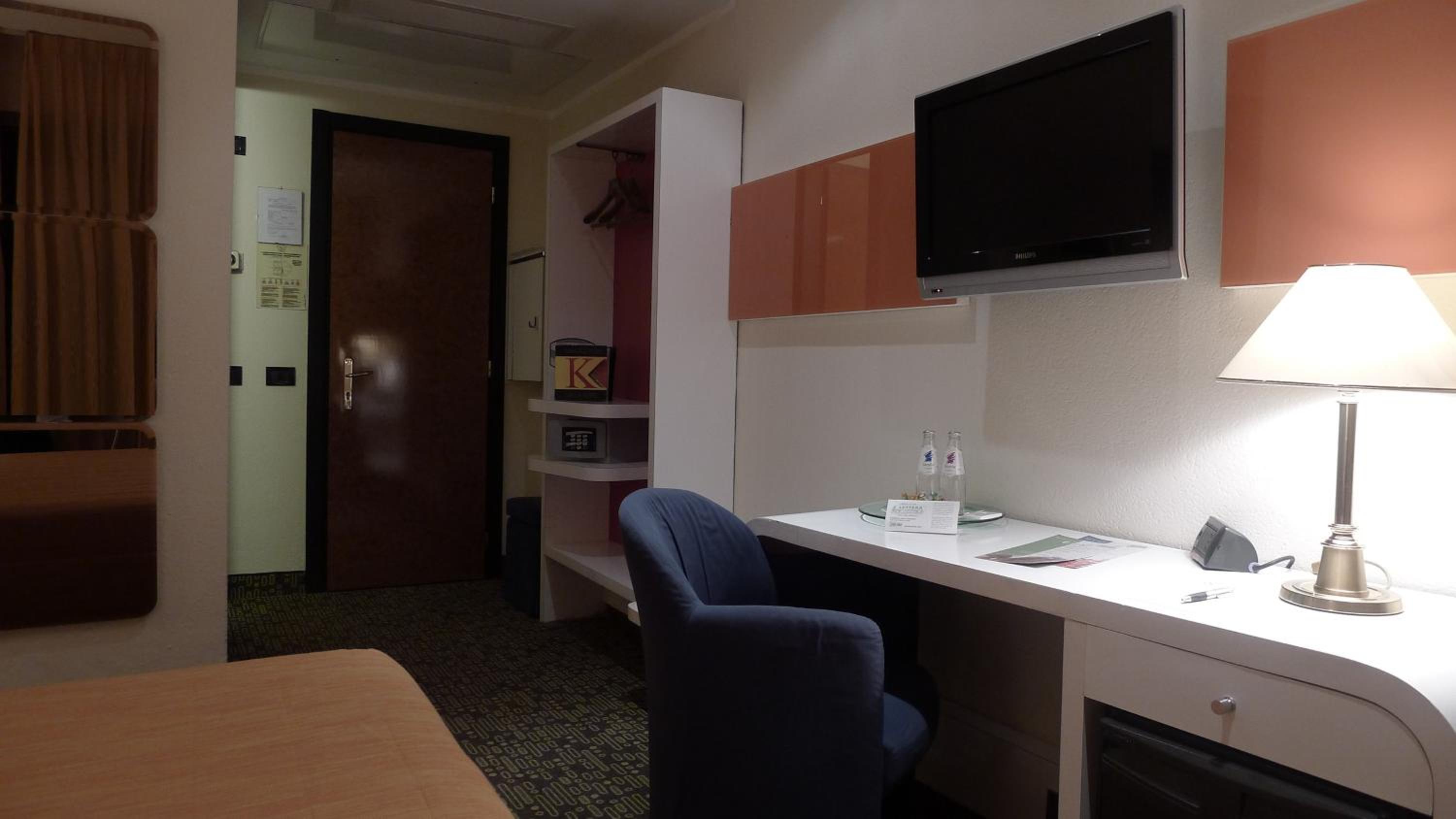 Hotel Motel K